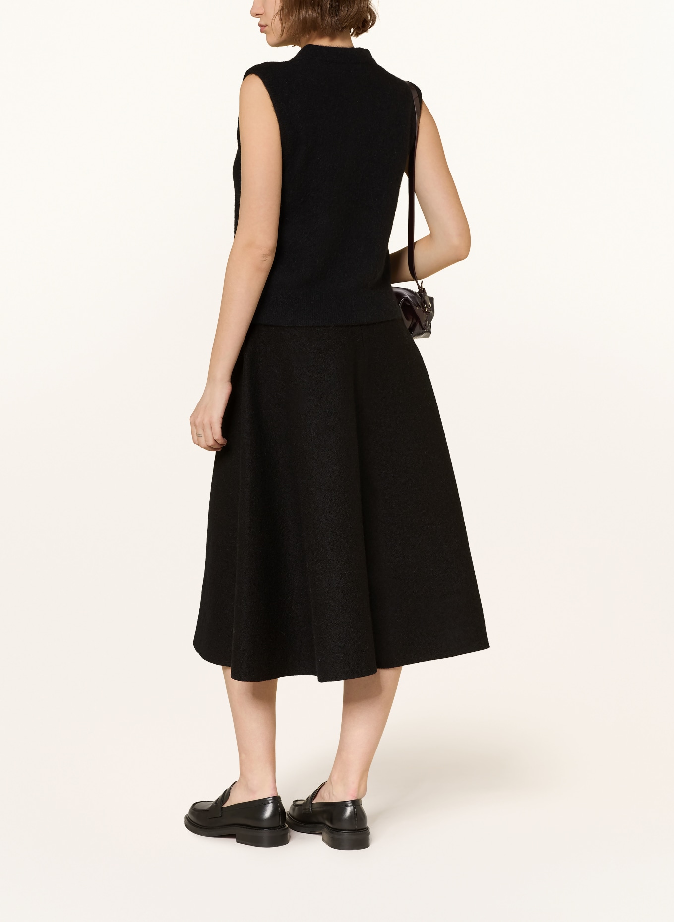 ARKET Bouclé-Rock: SCHWARZ