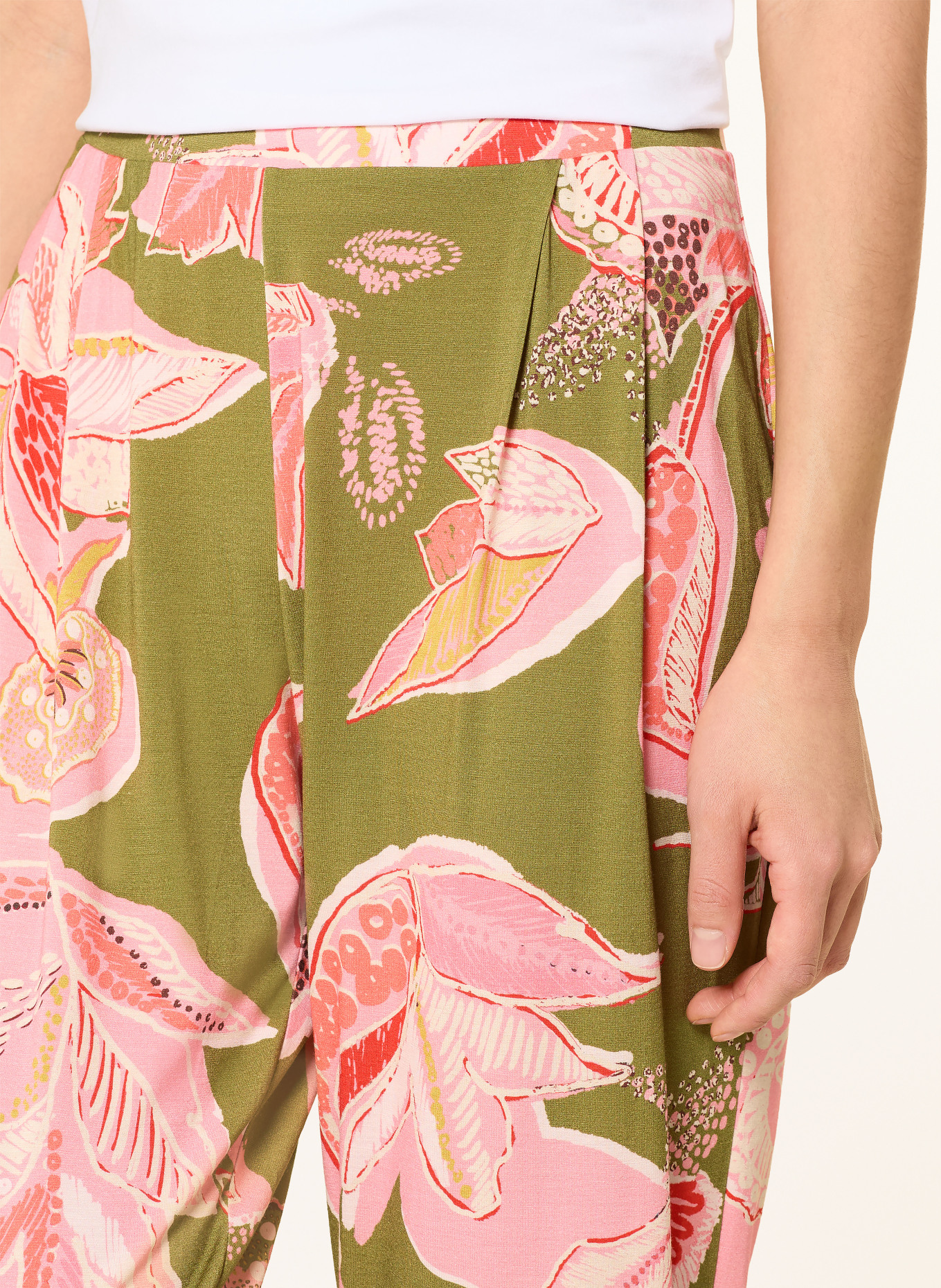 mey Schlafhose Serie FLOWER WHIRL: OLIV / ROSA / ROT