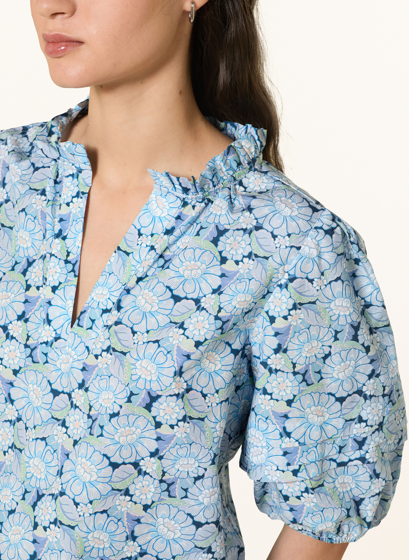 Rich & Royal Blusenshirt mit 3/4-Arm und Rüschen: HELLBLAU / DUNKELBLAU / WEISS