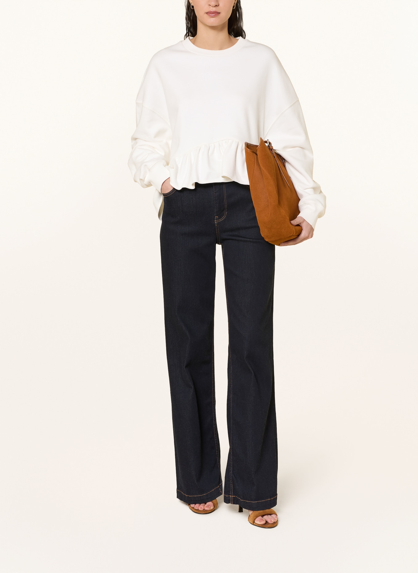 Rich & Royal Sweatshirt with ruffles: WHITE