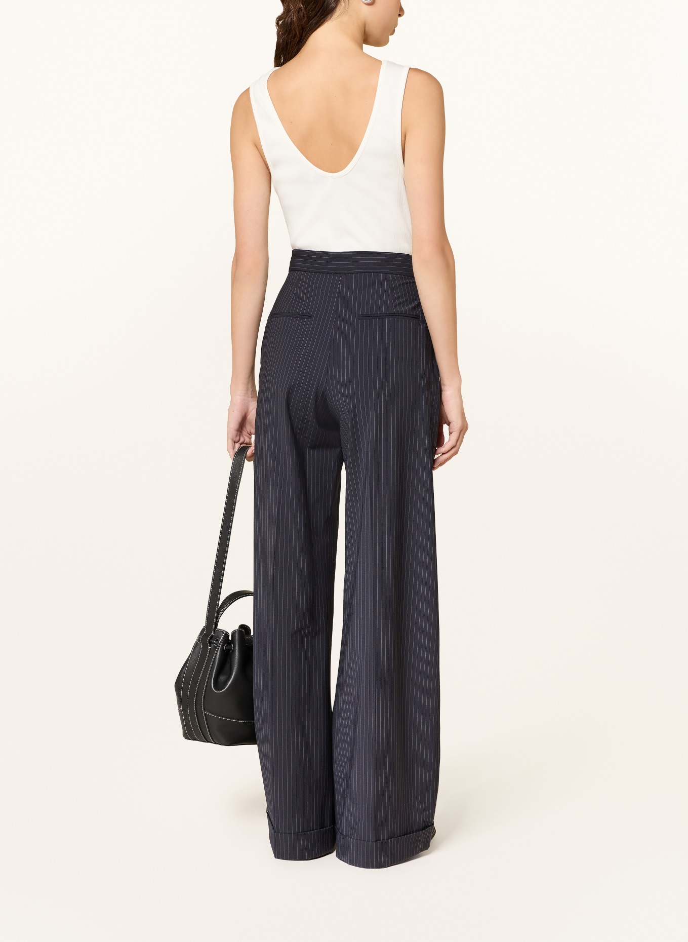 CLAUDIE PIERLOT Top: WEISS