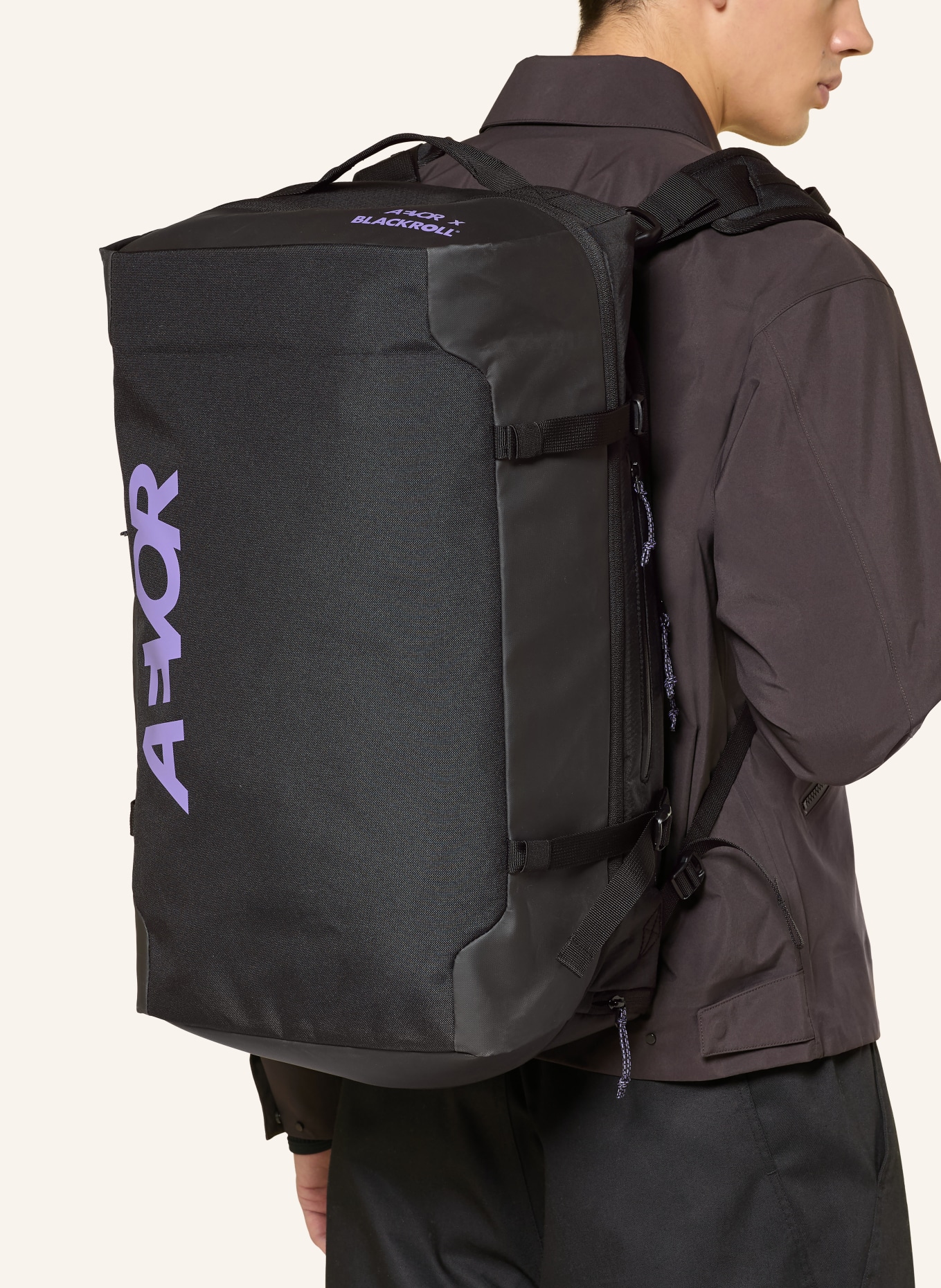 AEVOR Set : sac de sport BLACKROLL et rouleau de massage BLACKROLL TWIN: NOIR / LILAS