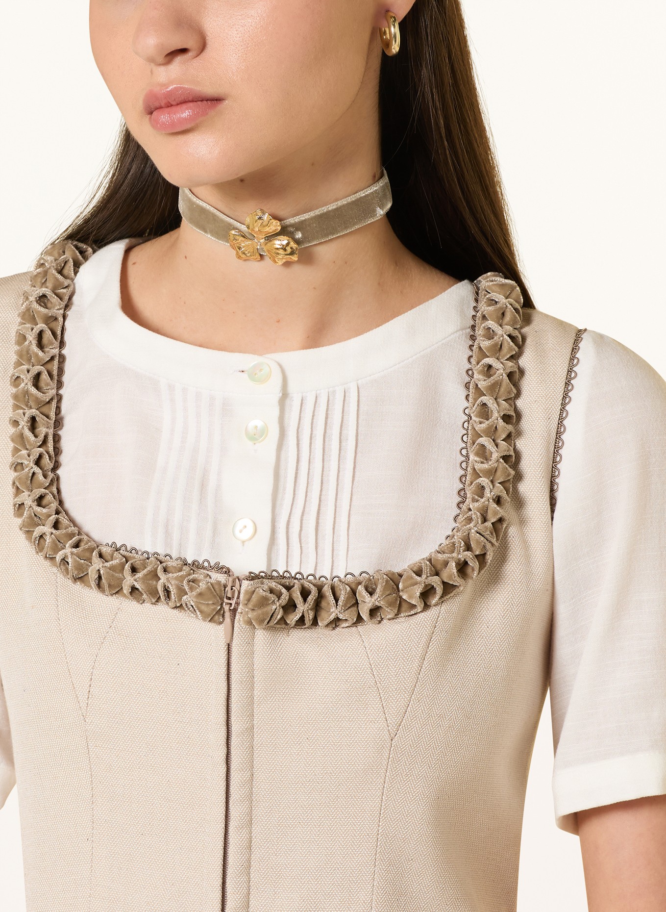 Seenberg velvet choker: TAUPE / GOLD