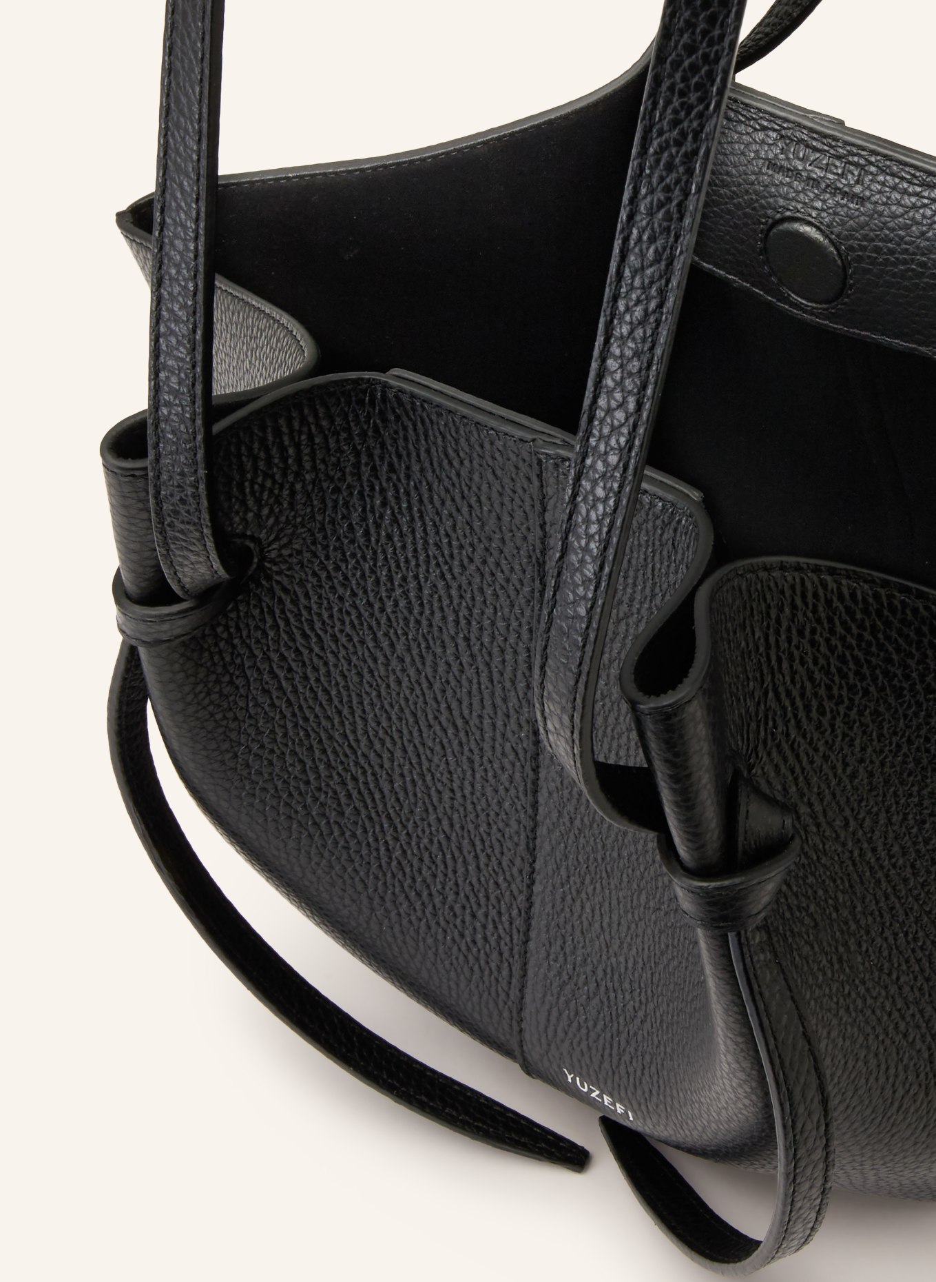 YUZEFI MOCHI shoulder bag: BLACK