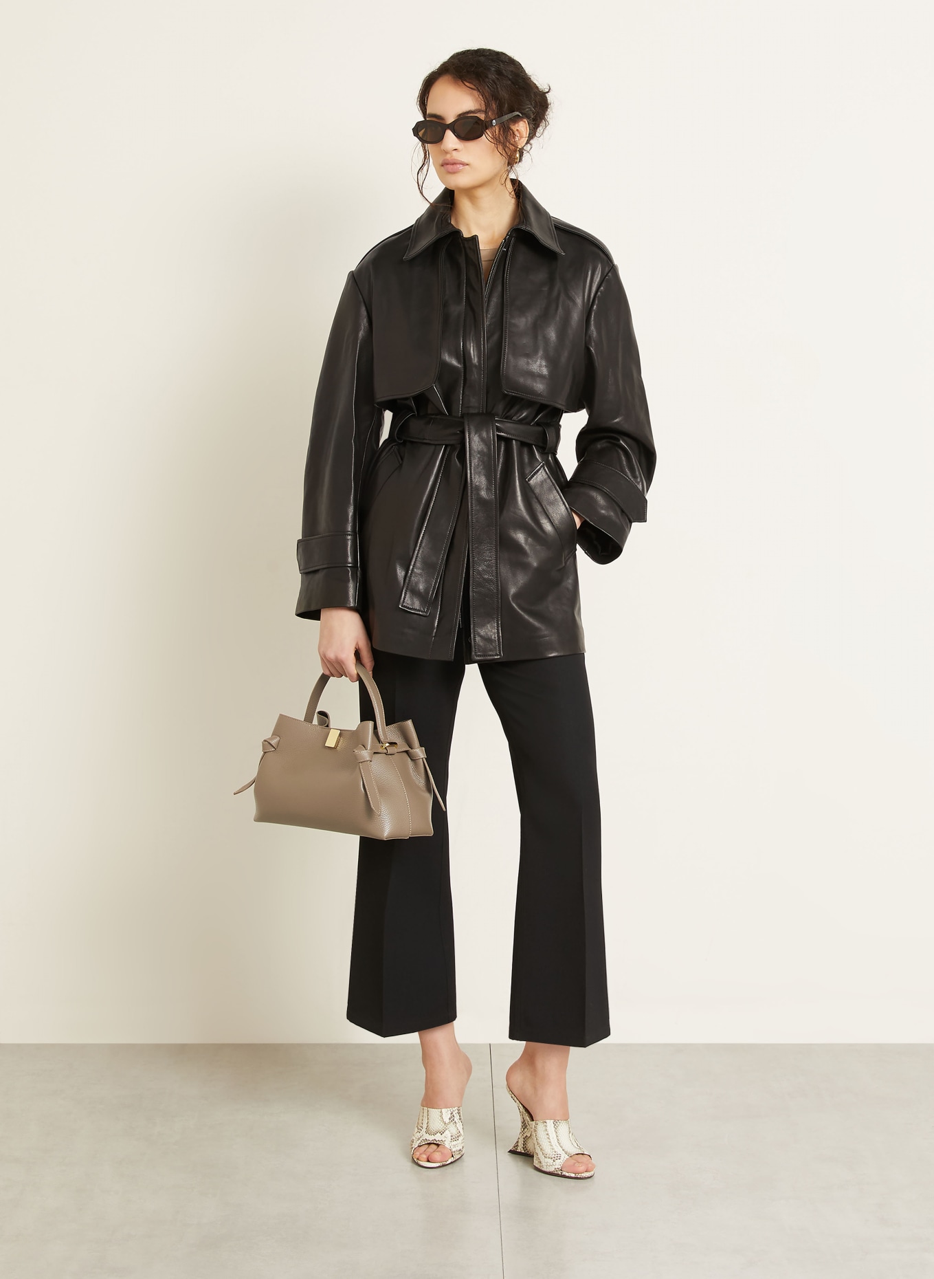 YUZEFI Umhängetasche GYOZA: TAUPE