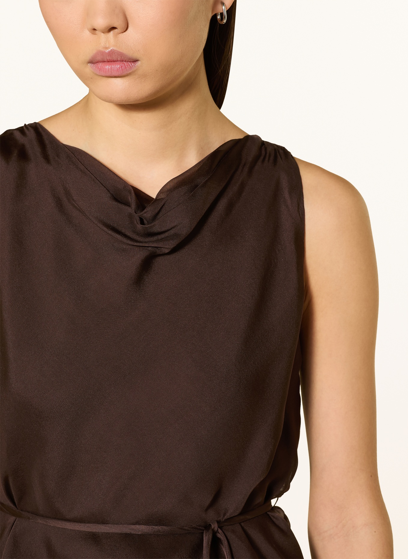 Phase Eight Bluzka HAZEL z jedwabiu: CIEMNOBRĄZOWY