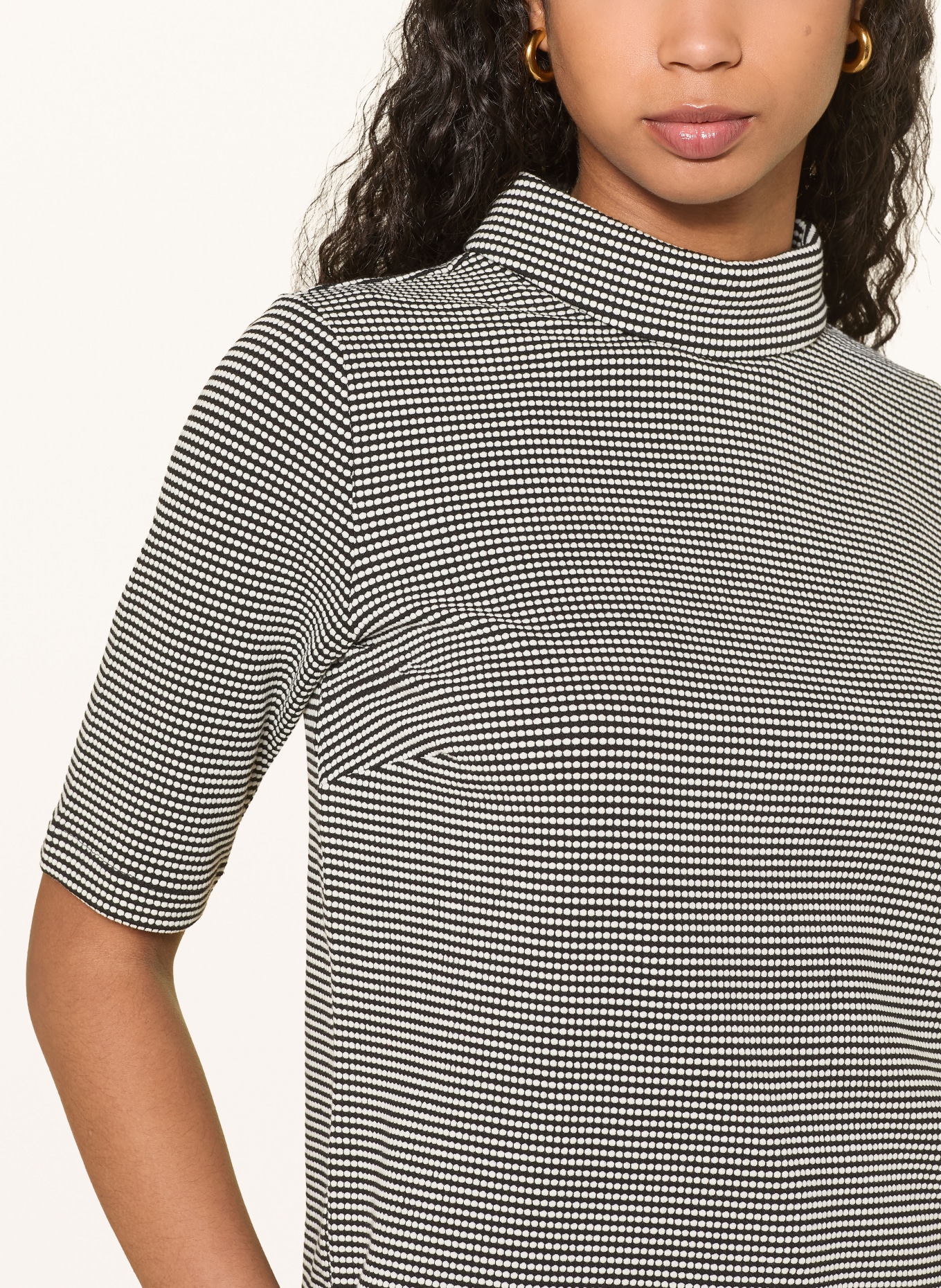 HOBBS Tričko s rolákem TALI: TMAVĚ MODRÁ / KRÉMOVÁ