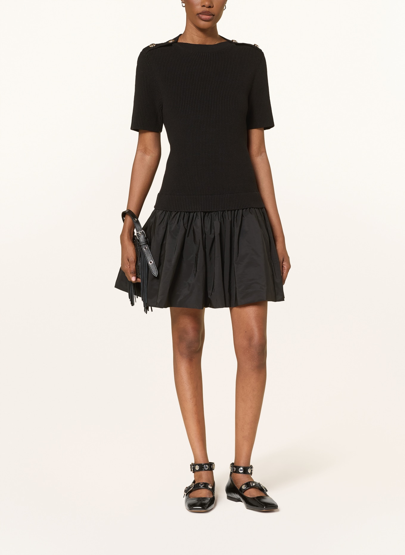 maje Kleid im Materialmix: SCHWARZ