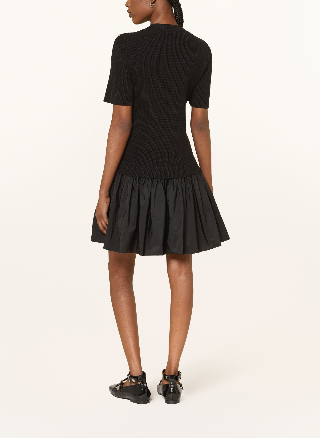 maje Kleid im Materialmix: SCHWARZ