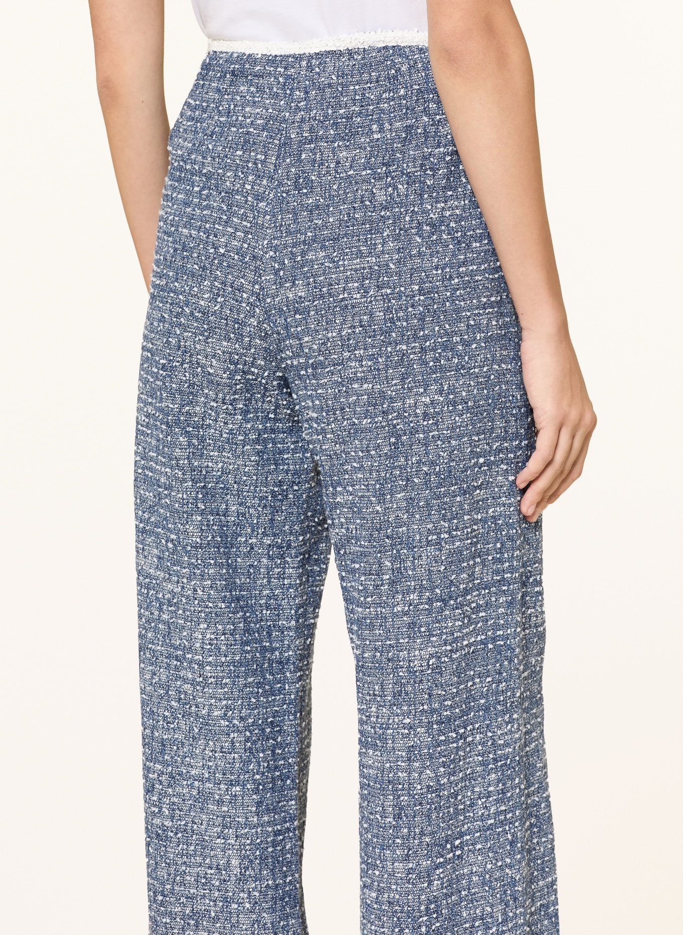 maje Marlenehose aus Bouclé: WEISS