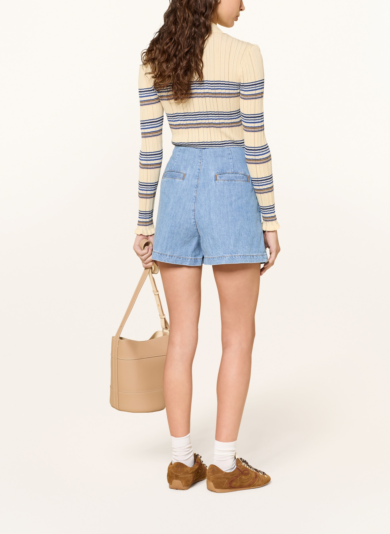 CLAUDIE PIERLOT Sweter z falbanami: KREMOWY / BEŻOWY / JASNONIEBIESKI