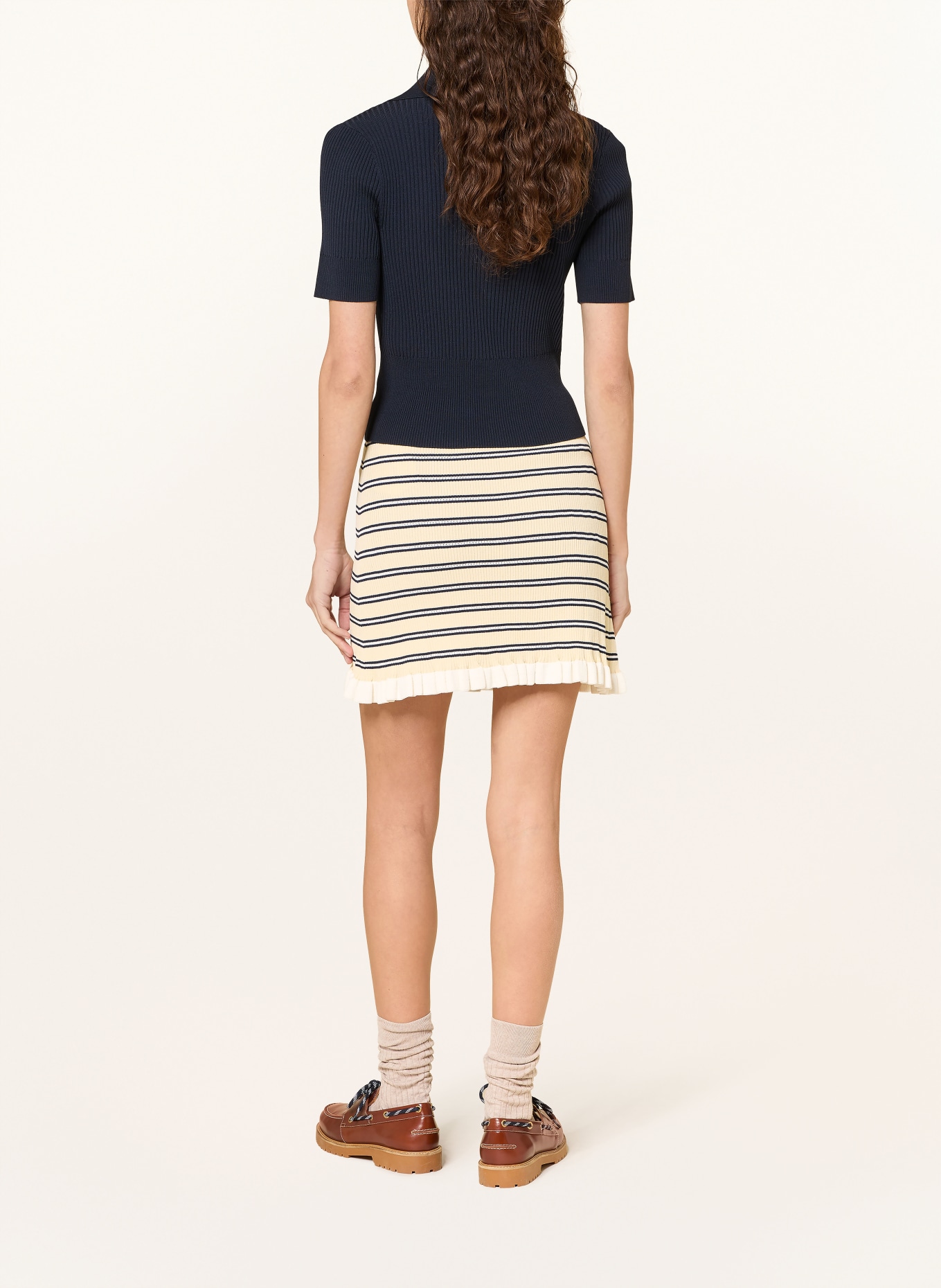 CLAUDIE PIERLOT Sukienka z dzianiny z falbanami: JASNOŻÓŁTY / BIAŁY / CZARNY