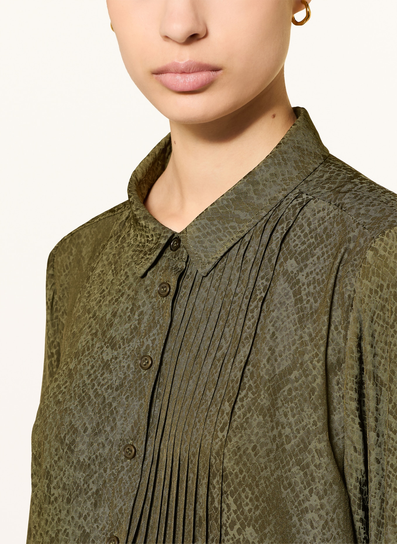 ba&sh Hemdbluse RIATA mit Plissees: OLIV