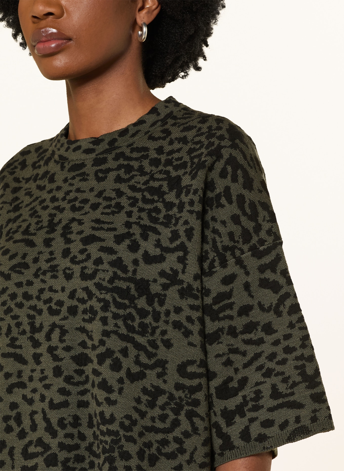 ALLSAINTS Pletené tričko LENNY: TMAVĚ ZELENÁ / ČERNÁ