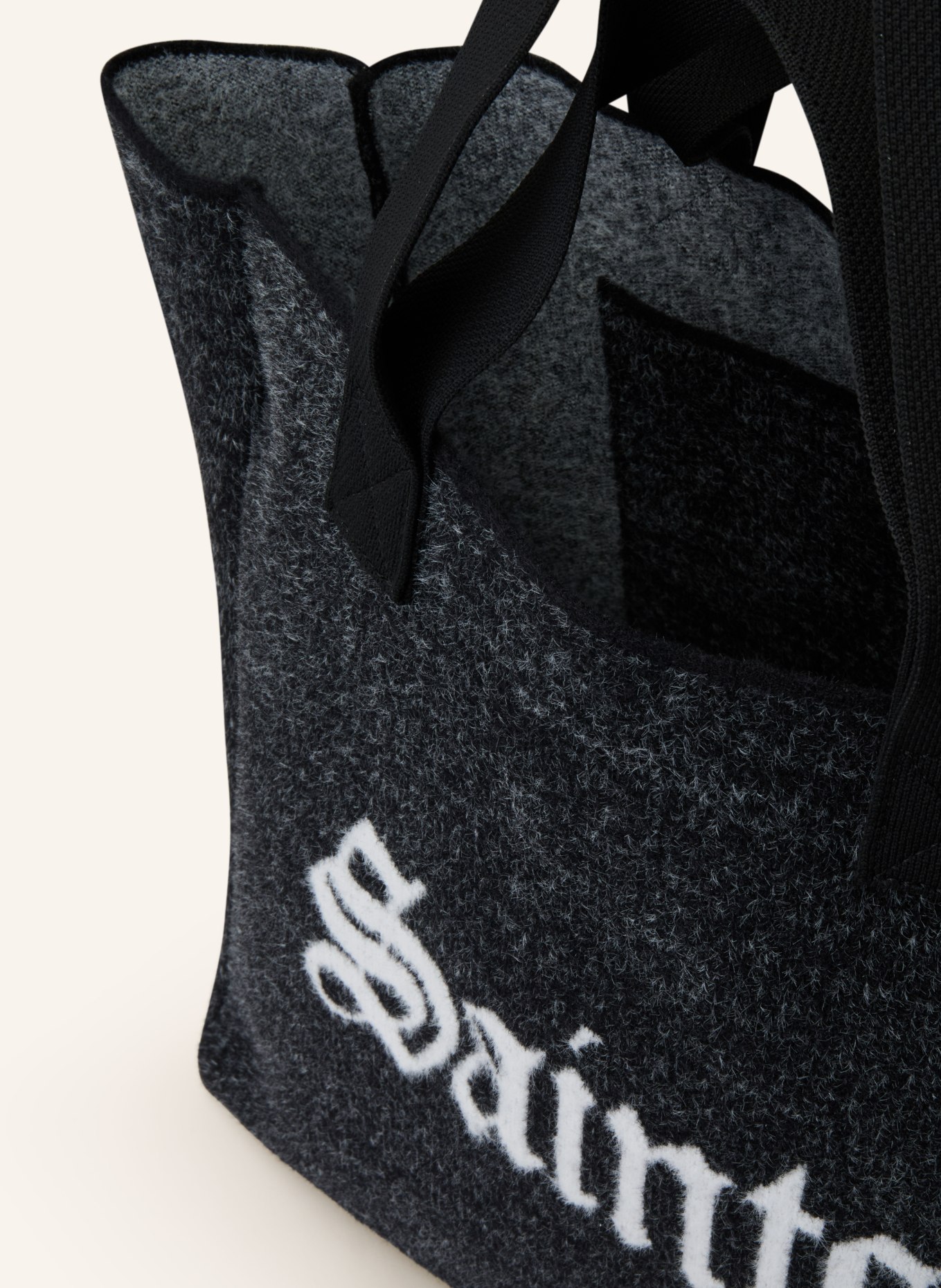 ALLSAINTS Nákupní taška IZZY SAINT: ČERNÁ / BÍLÁ