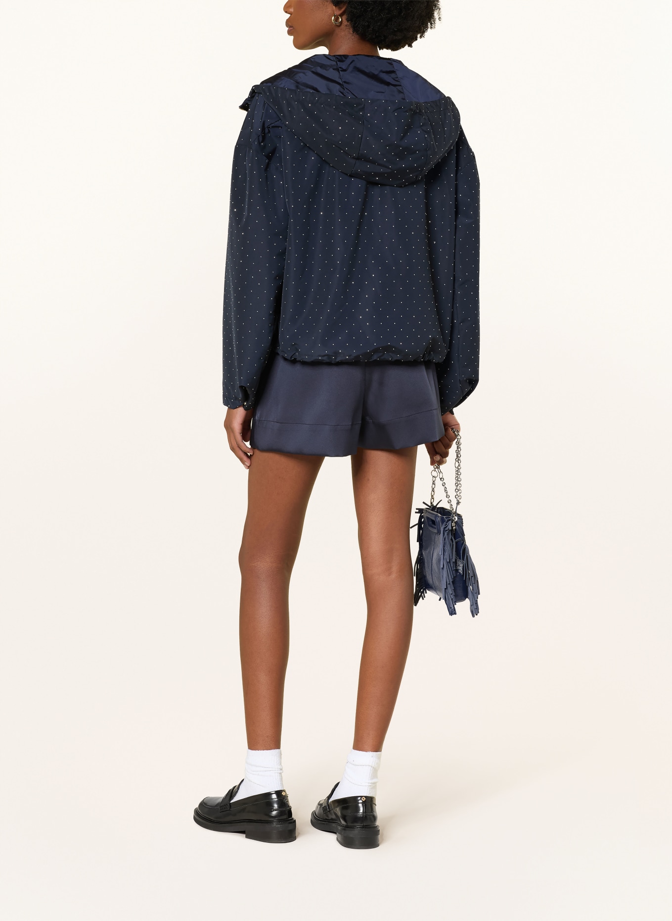 maje Shorts: DUNKELBLAU