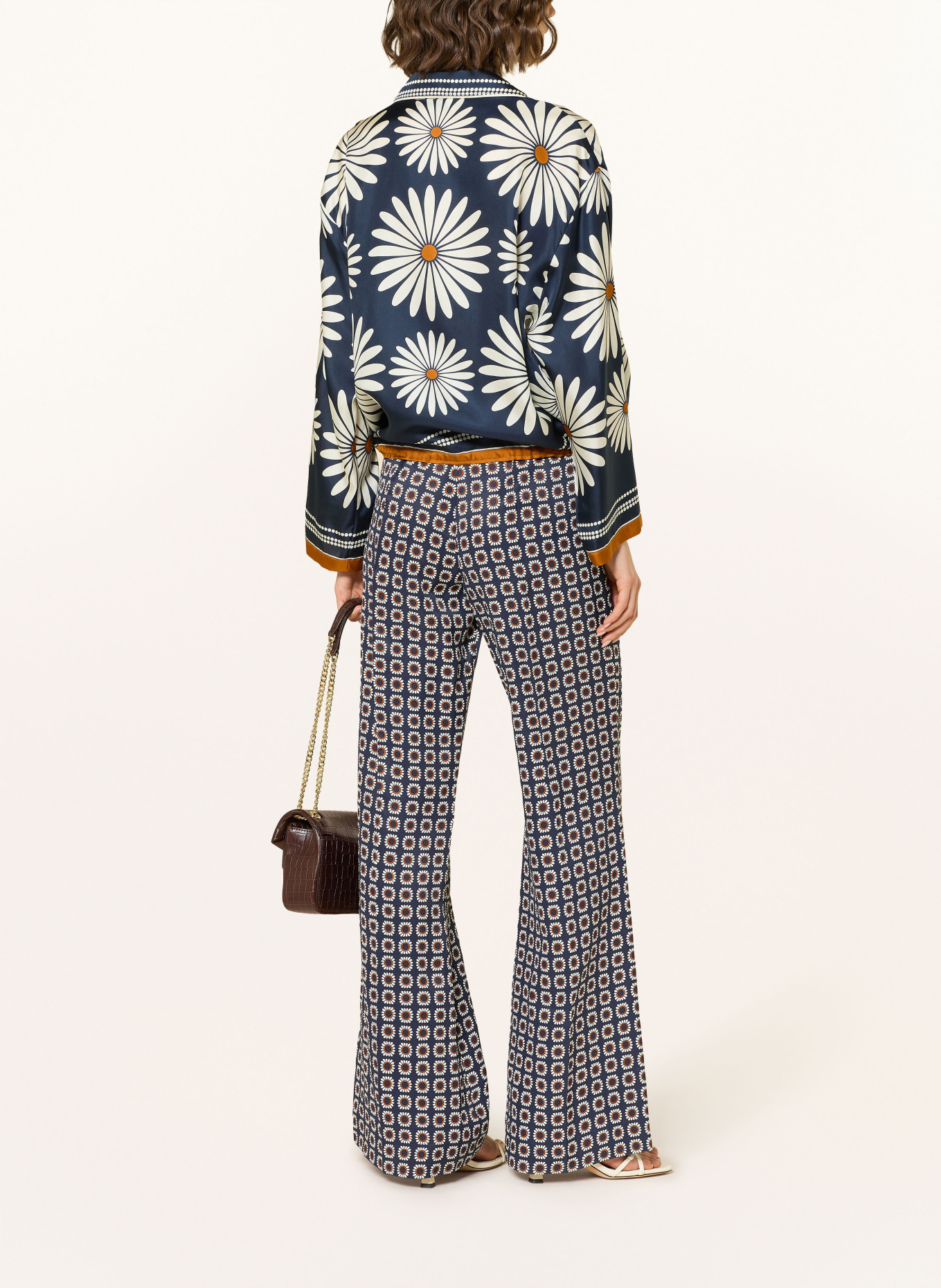 SANDRO jedwabna bluzka: GRANATOWY / KONIAKOWY / ECRU