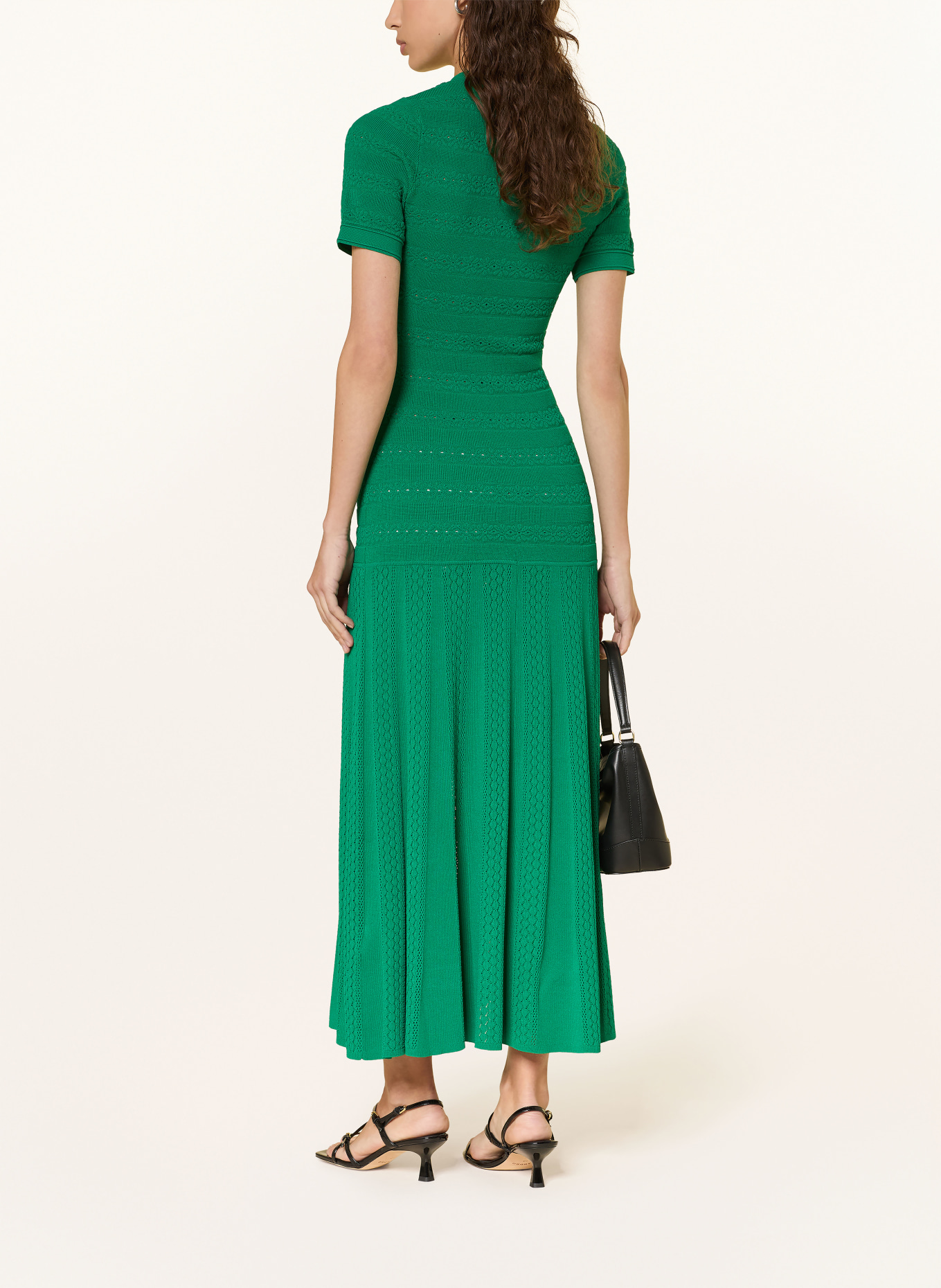 SANDRO Strickkleid: GRÜN
