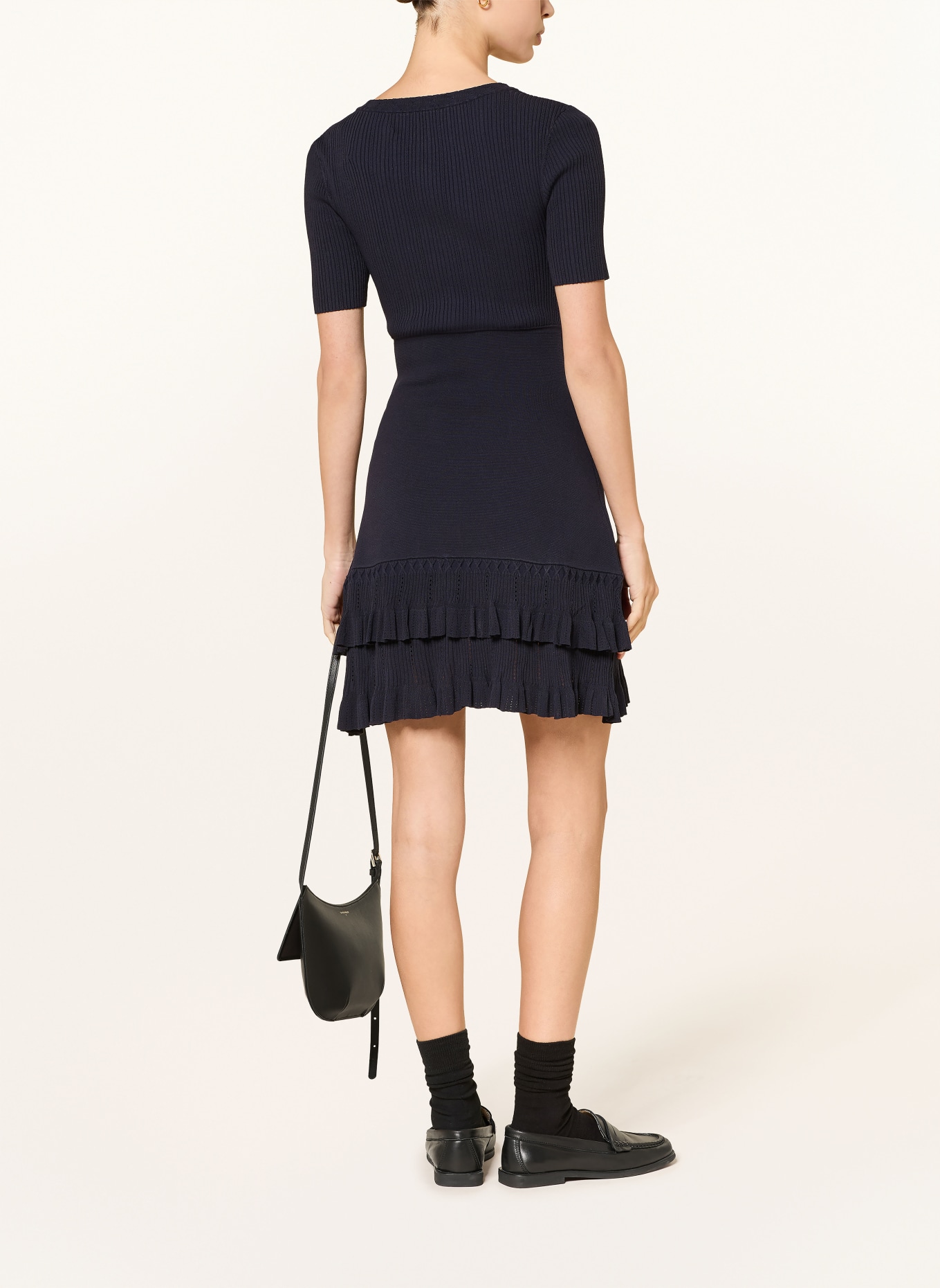 CLAUDIE PIERLOT Sukienka z dzianiny z falbanami: GRANATOWY