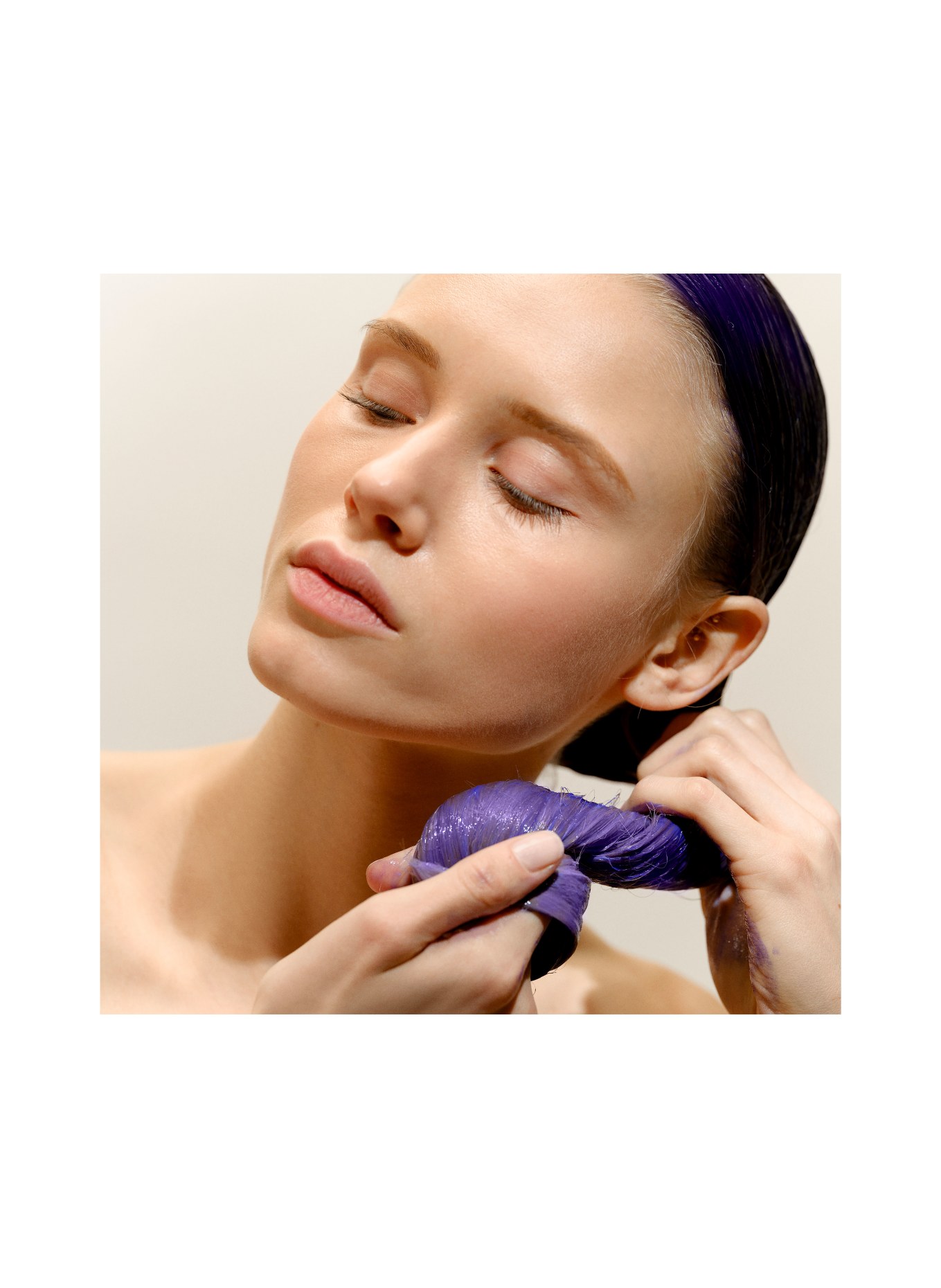 HAIR RITUEL BY SISLEY BLONDE, WHITE & GREY BEAUTIFYING HAIR CARE MASK