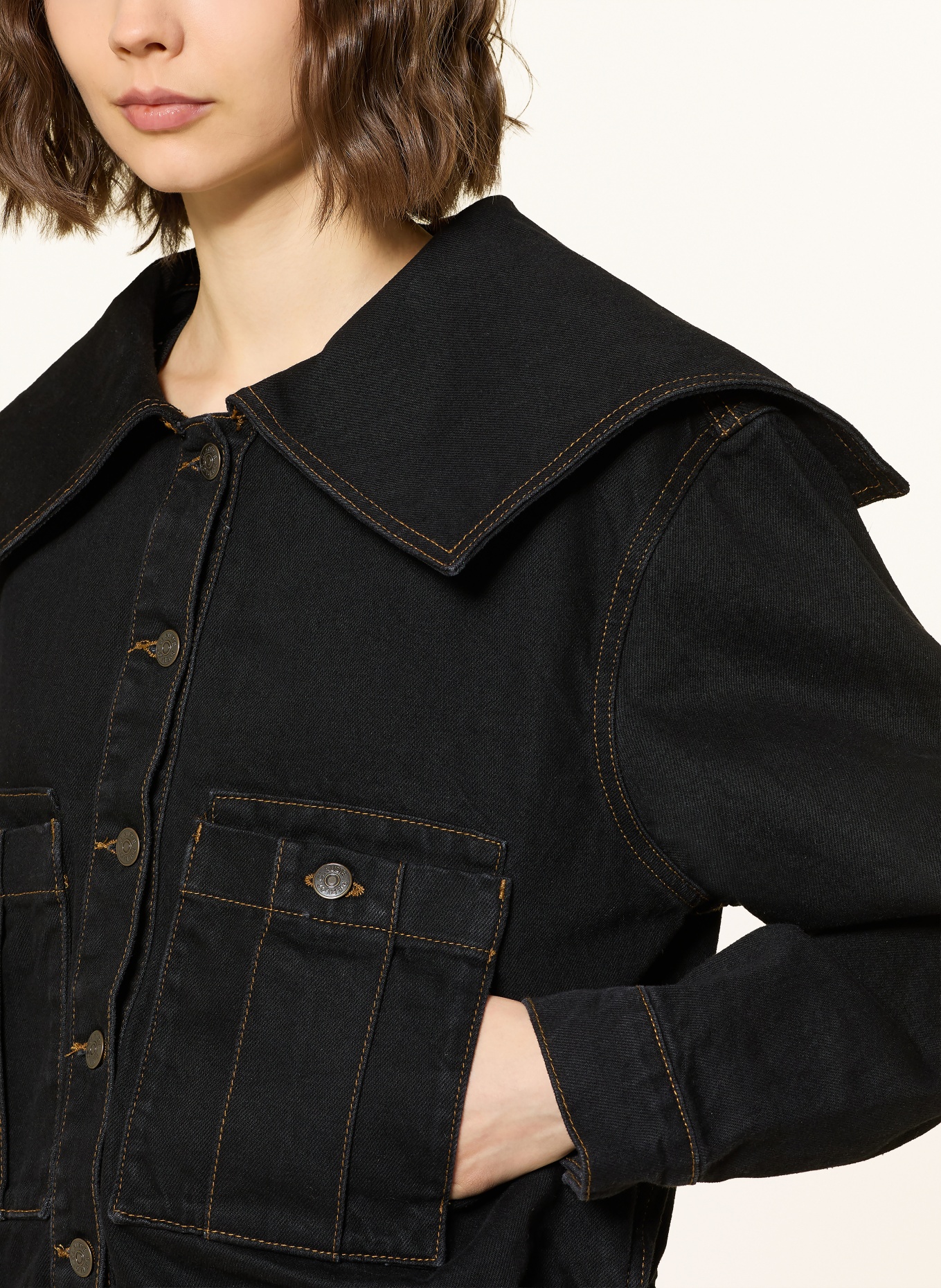 CLAUDIE PIERLOT Jeansjacke: SCHWARZ