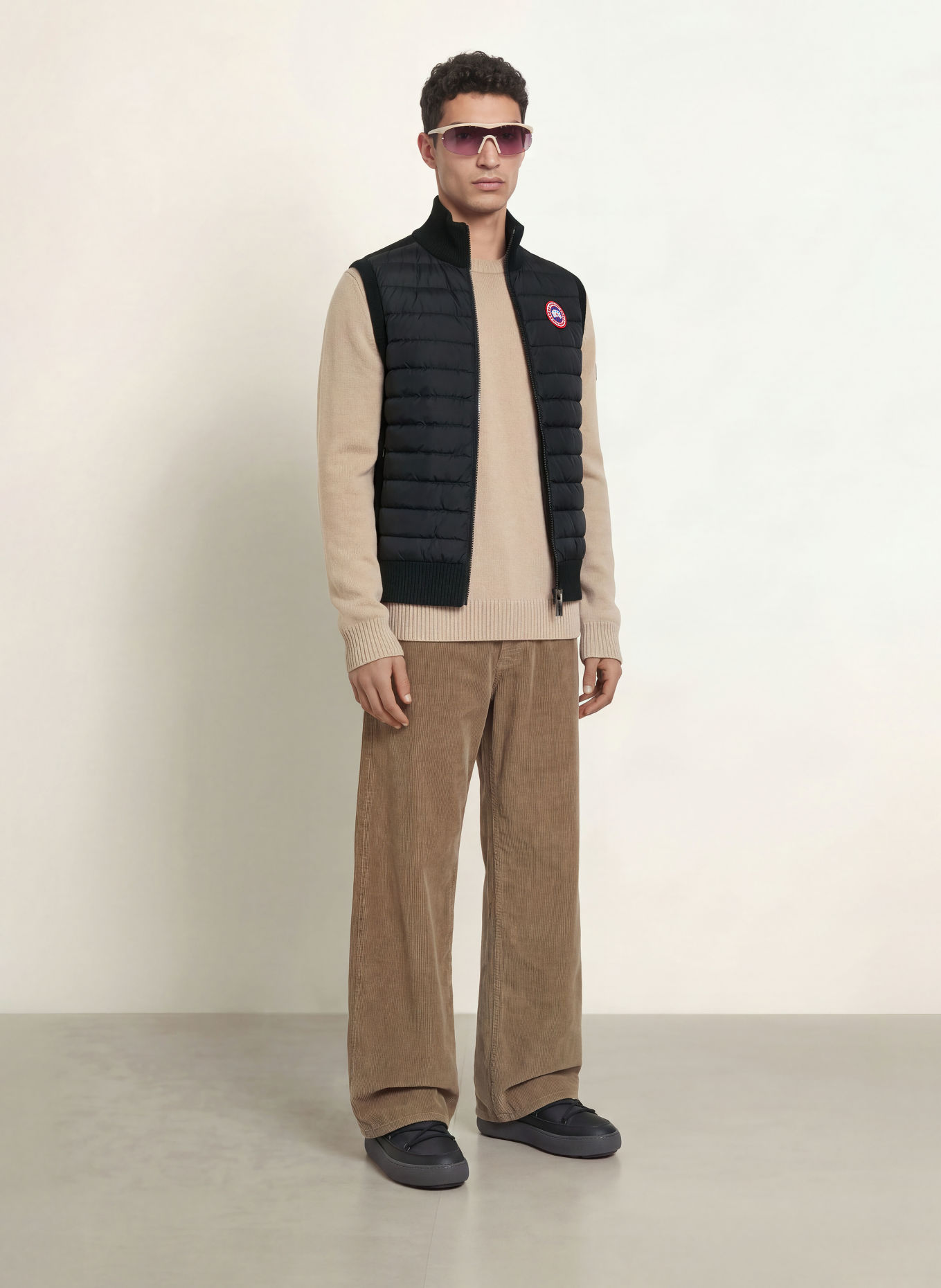 CANADA GOOSE Down vest HYBRIDGE in mixed materials: BLACK