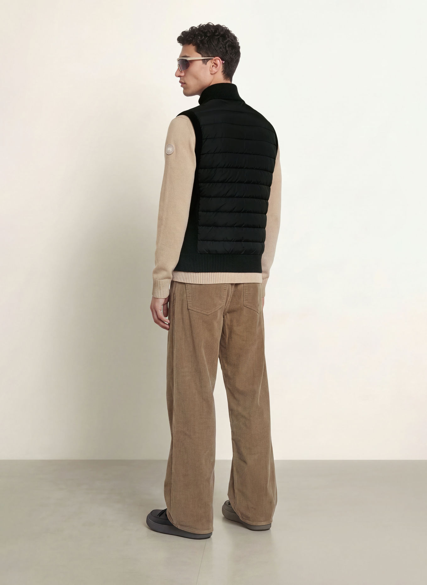 CANADA GOOSE Down vest HYBRIDGE in mixed materials: BLACK