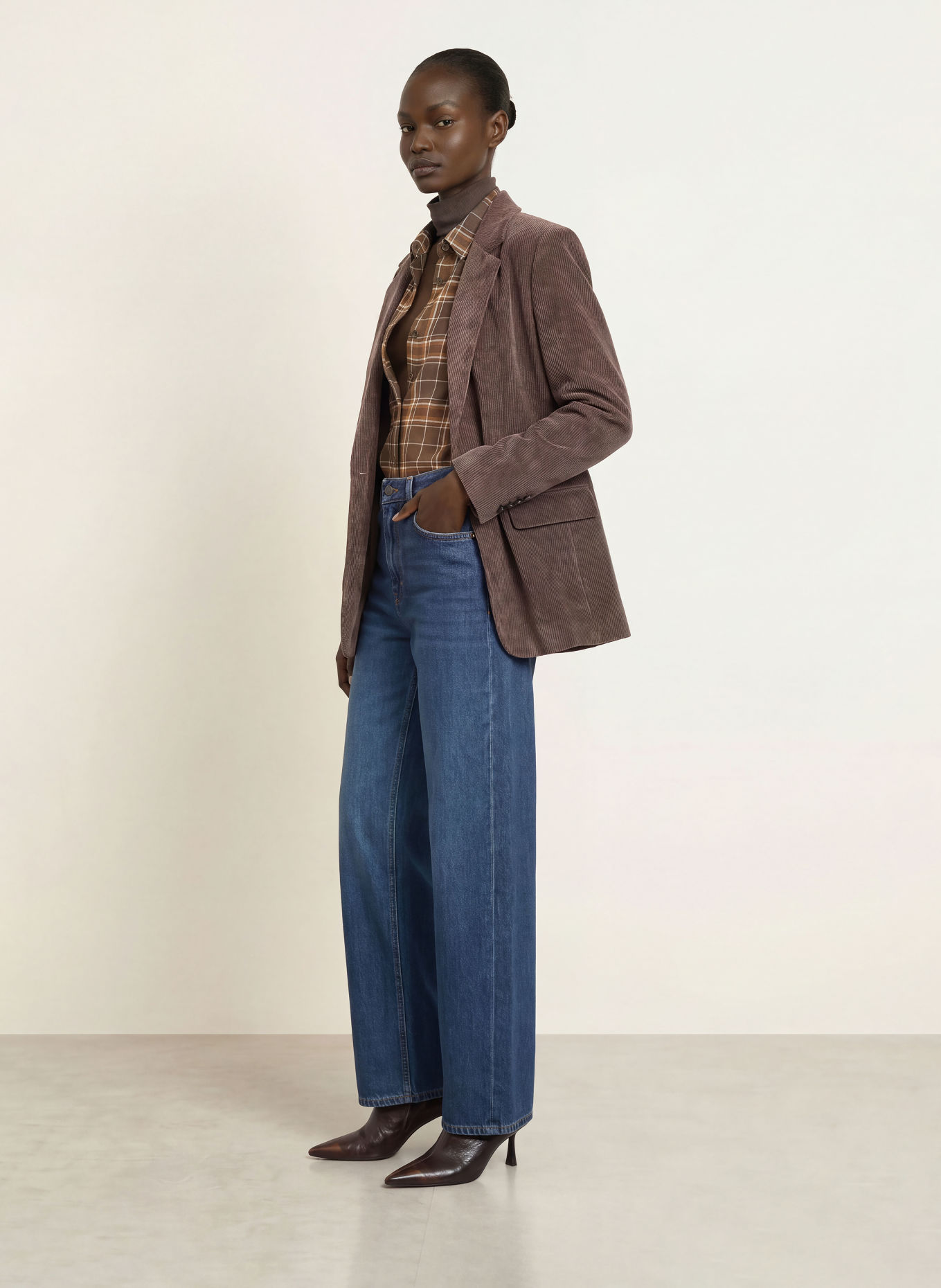 DRYKORN Long blazer GLENDALE in corduroy: DARK BROWN