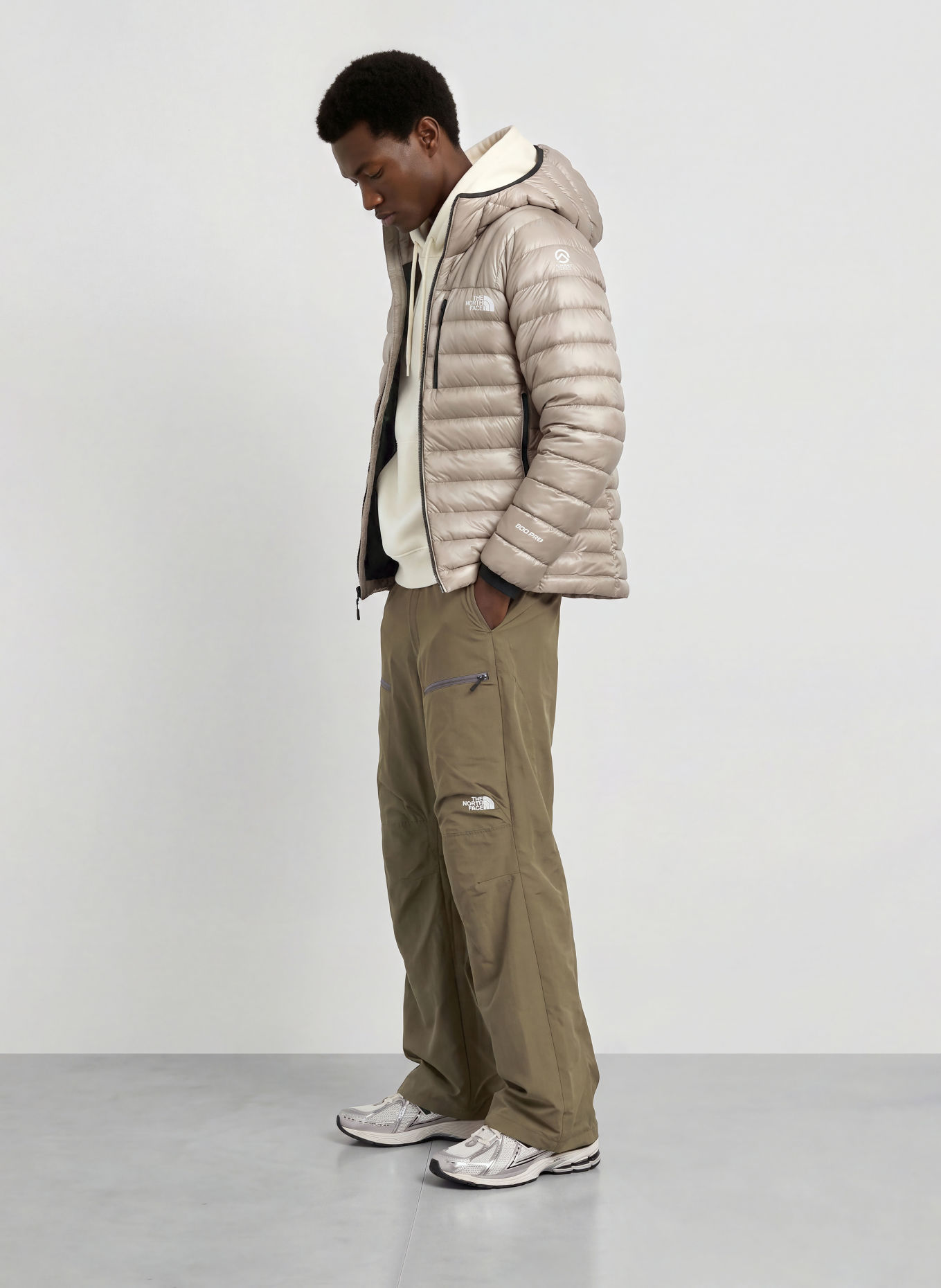 THE NORTH FACE SUMMIT BREITHORN Down Jacket: TAUPE / WHITE / BLACK
