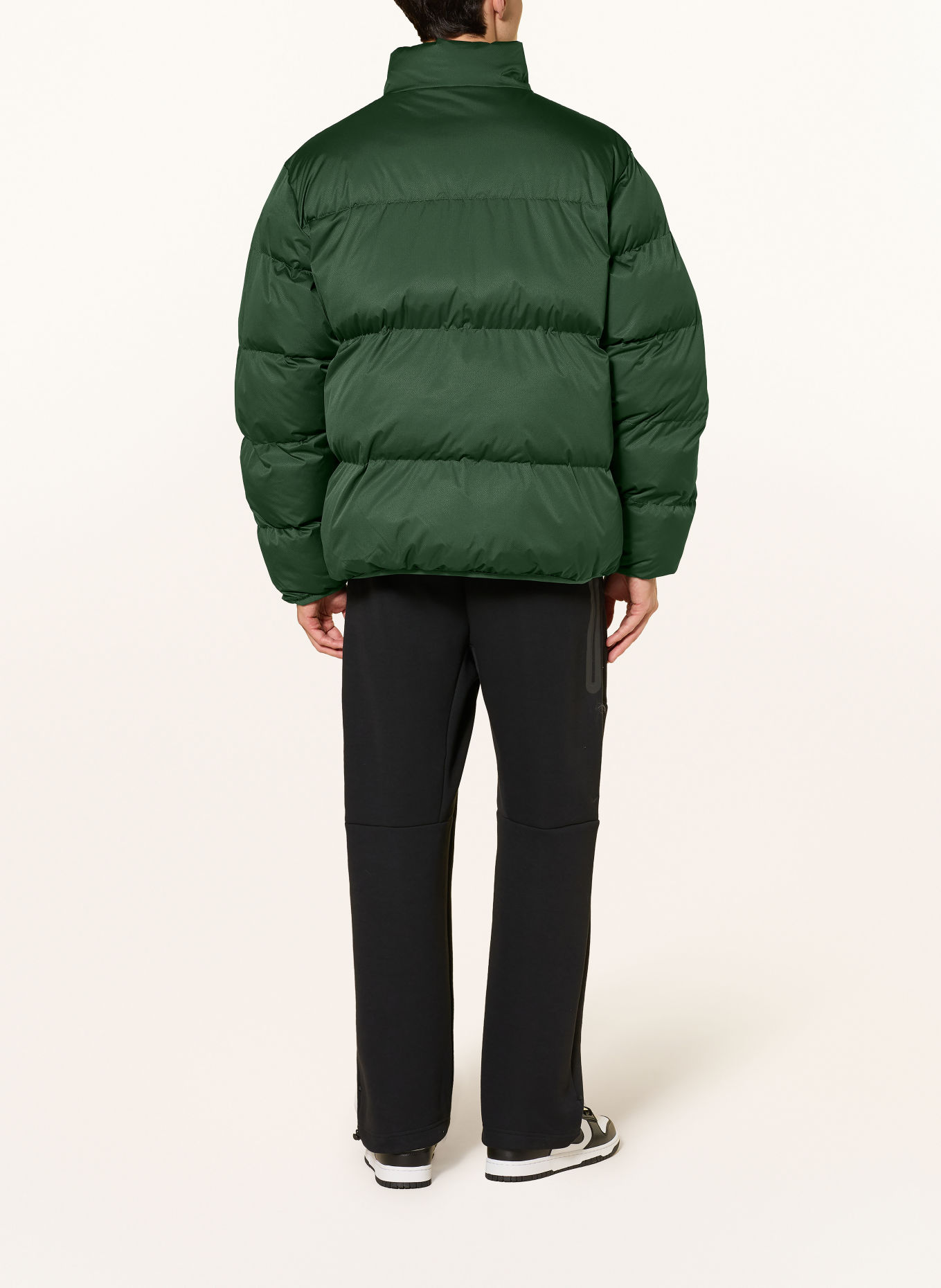 Nike SPORTSWEAR CLUB-dunjakke med Primaloft®-isolering: MØRKEGRØN