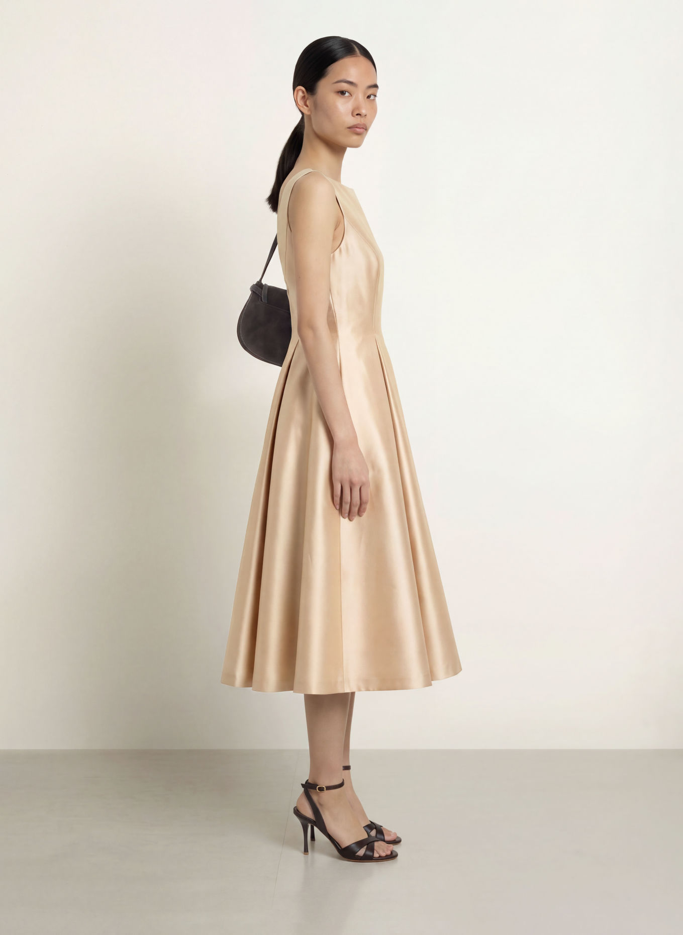 ADRIANNA PAPELL Satin dress: ECRU
