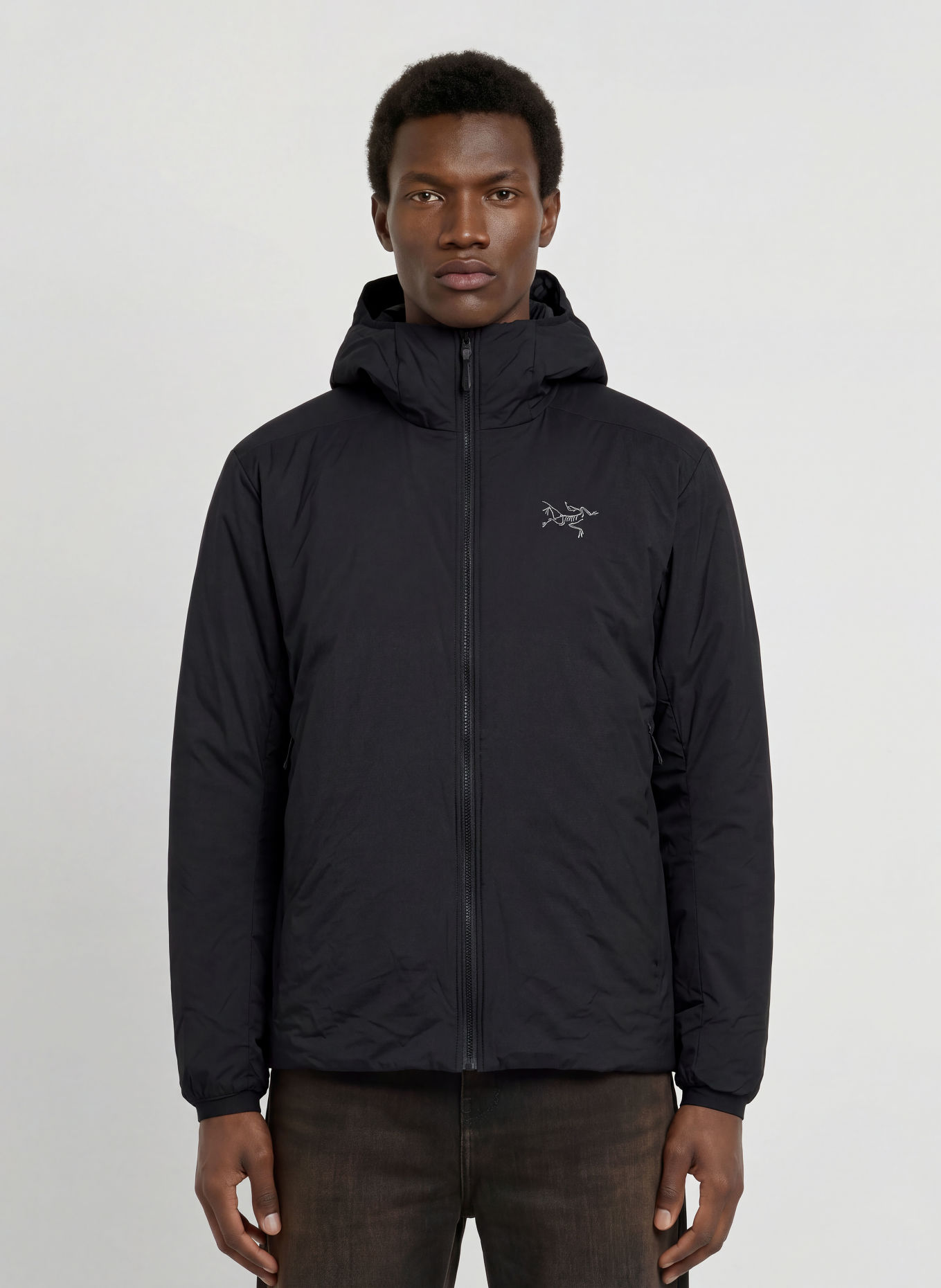 ARC'TERYX Funktionsjacke ATOM HOODY: SCHWARZ
