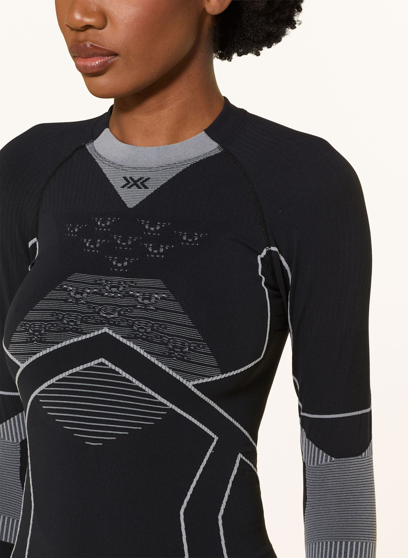 X-BIONIC ENERGY ACCUMULATOR LIGHT functional shirt: BLACK / LIGHT GRAY