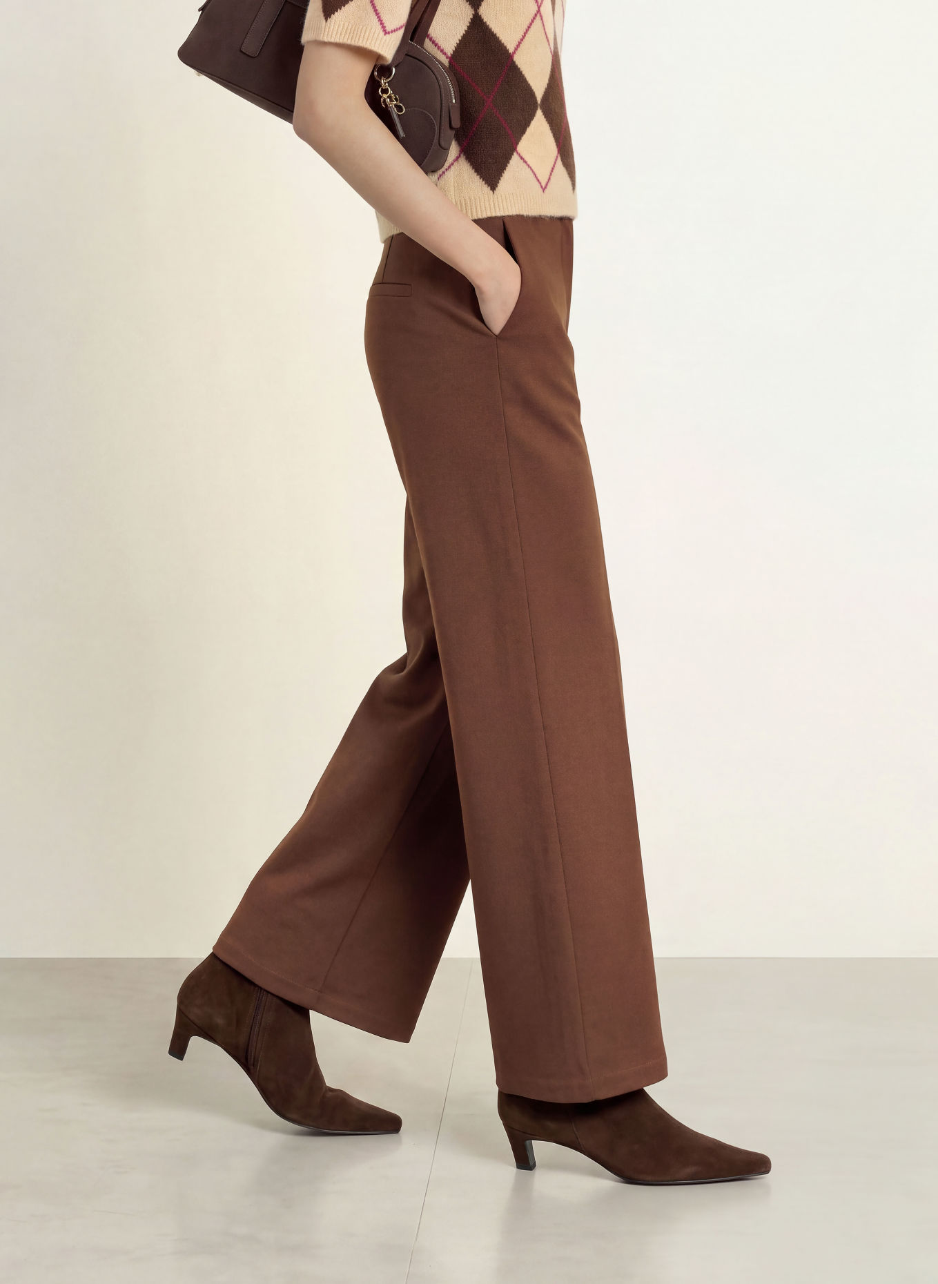 ICHI Wide leg trousers made of jersey: DARK BROWN