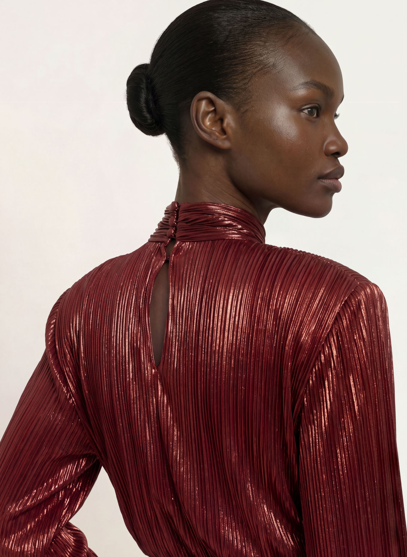 RETROFÊTE Kleid FREJA mit Plissees: DUNKELROT
