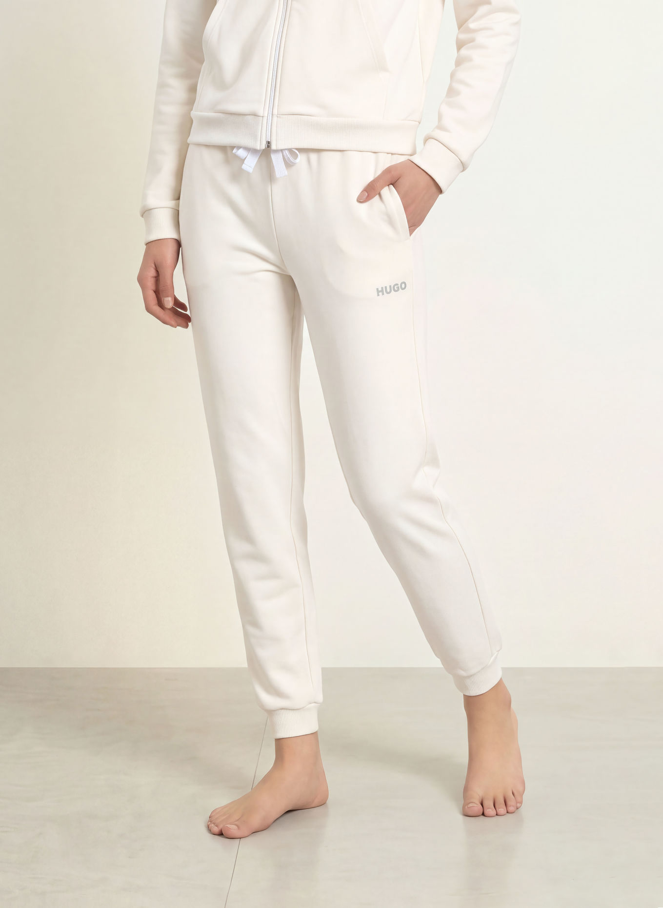 HUGO lounge sweatpants: WHITE
