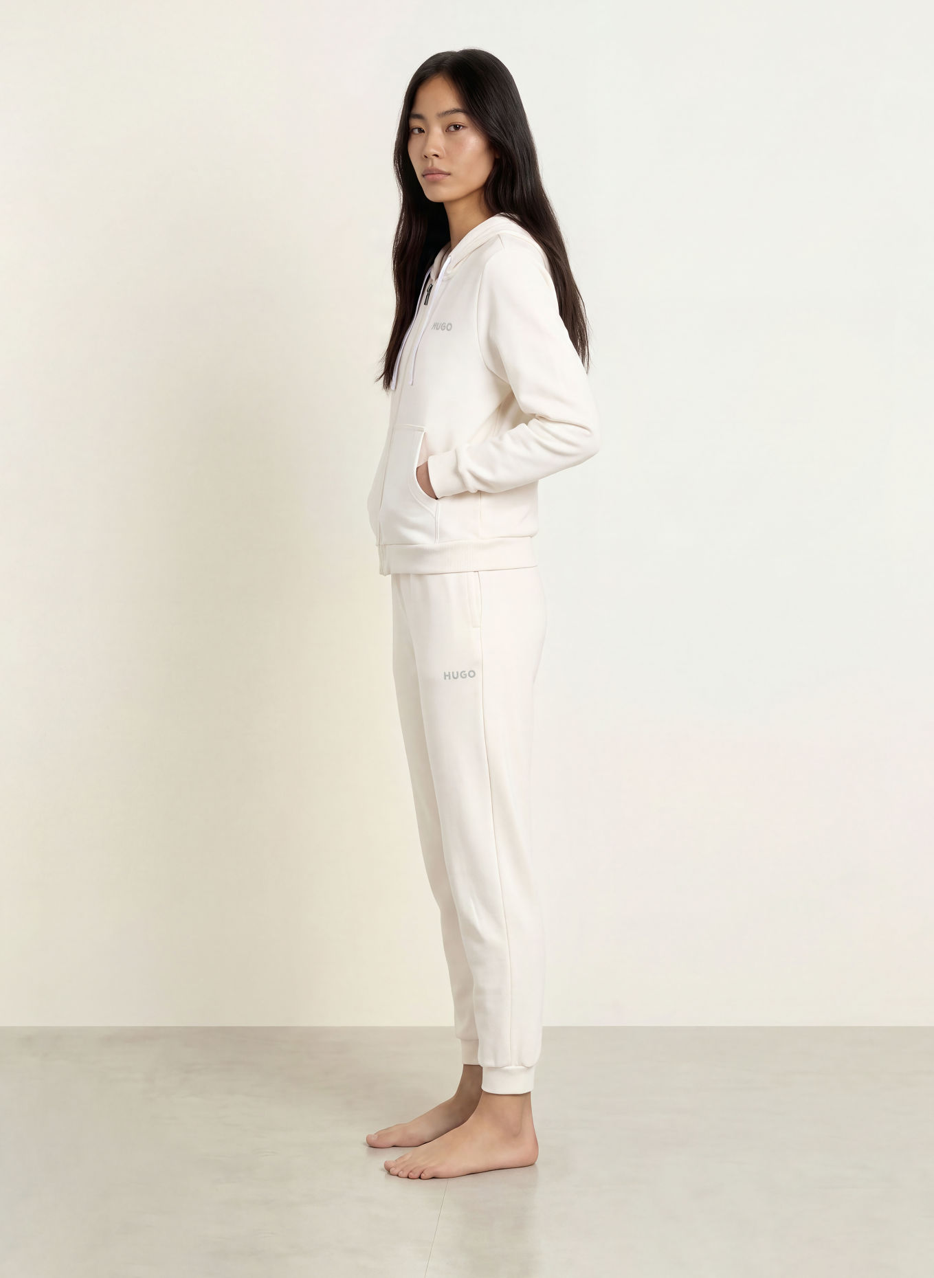 HUGO lounge sweatpants: WHITE