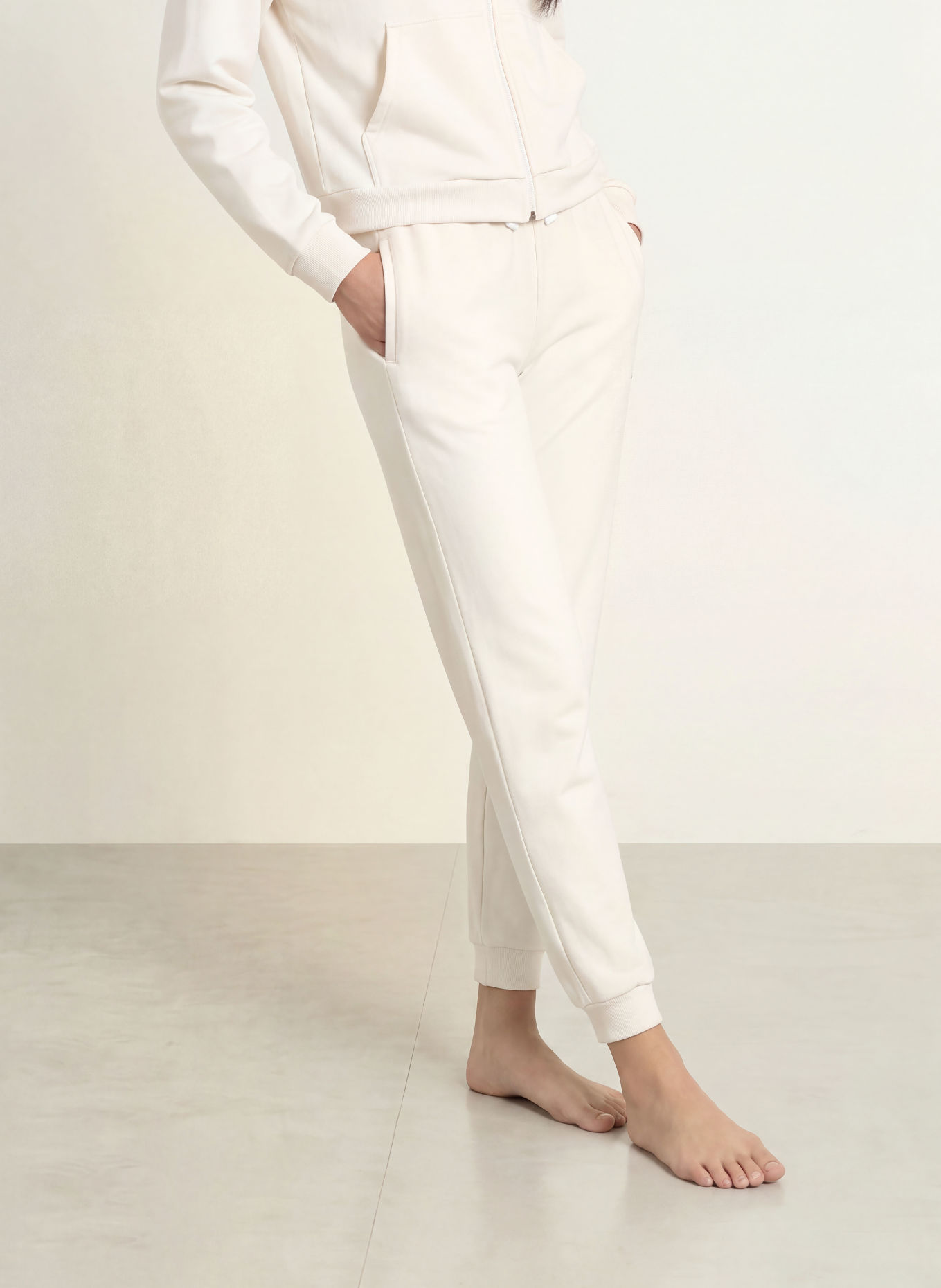 HUGO lounge sweatpants: WHITE