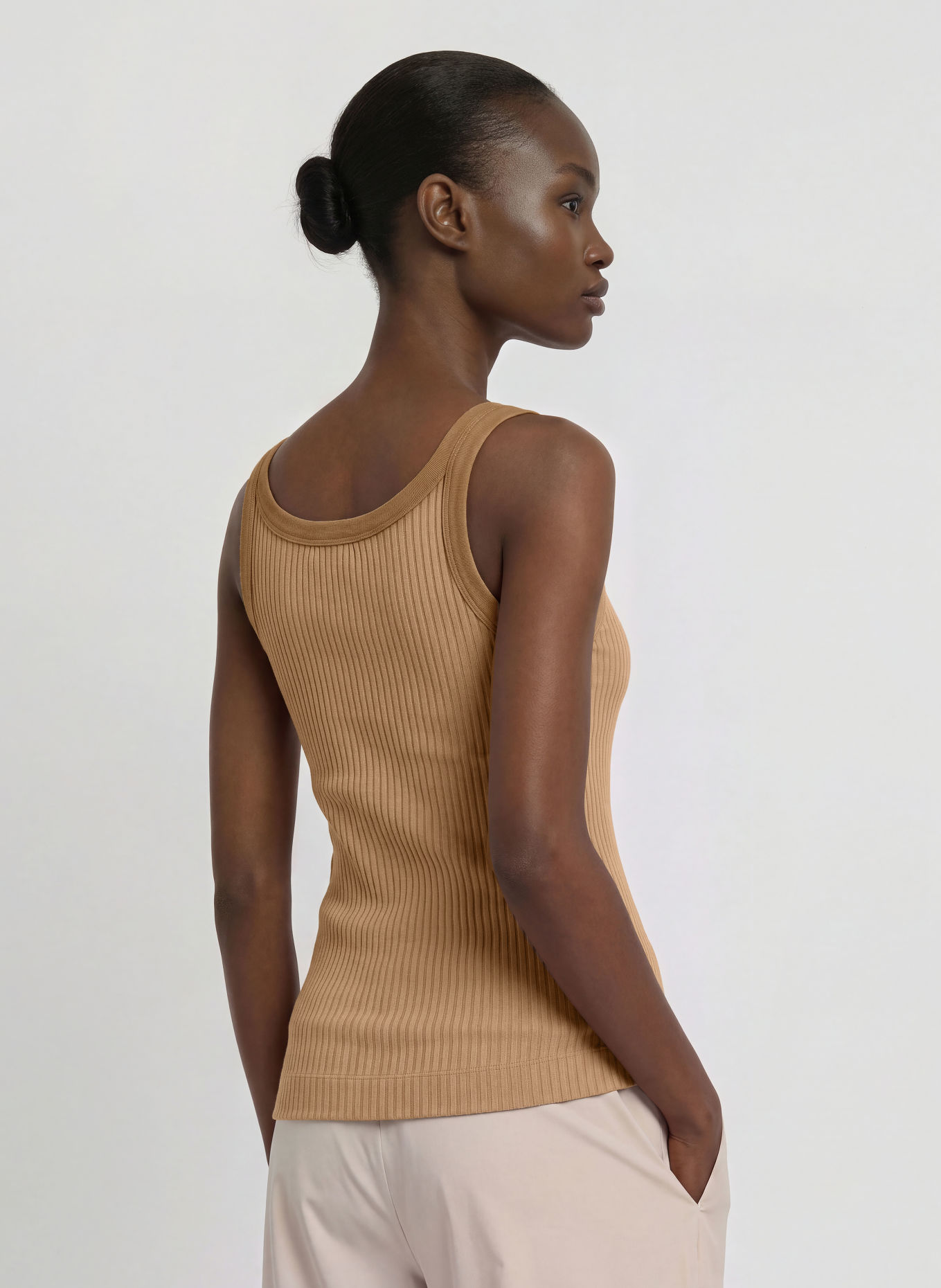 JEANNE BARET Tanktop PERVINCA: HELLBRAUN