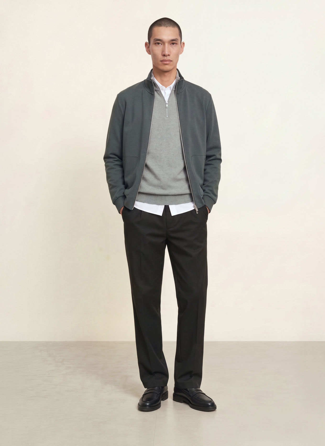 Calvin Klein Chino Straight Fit: BLACK