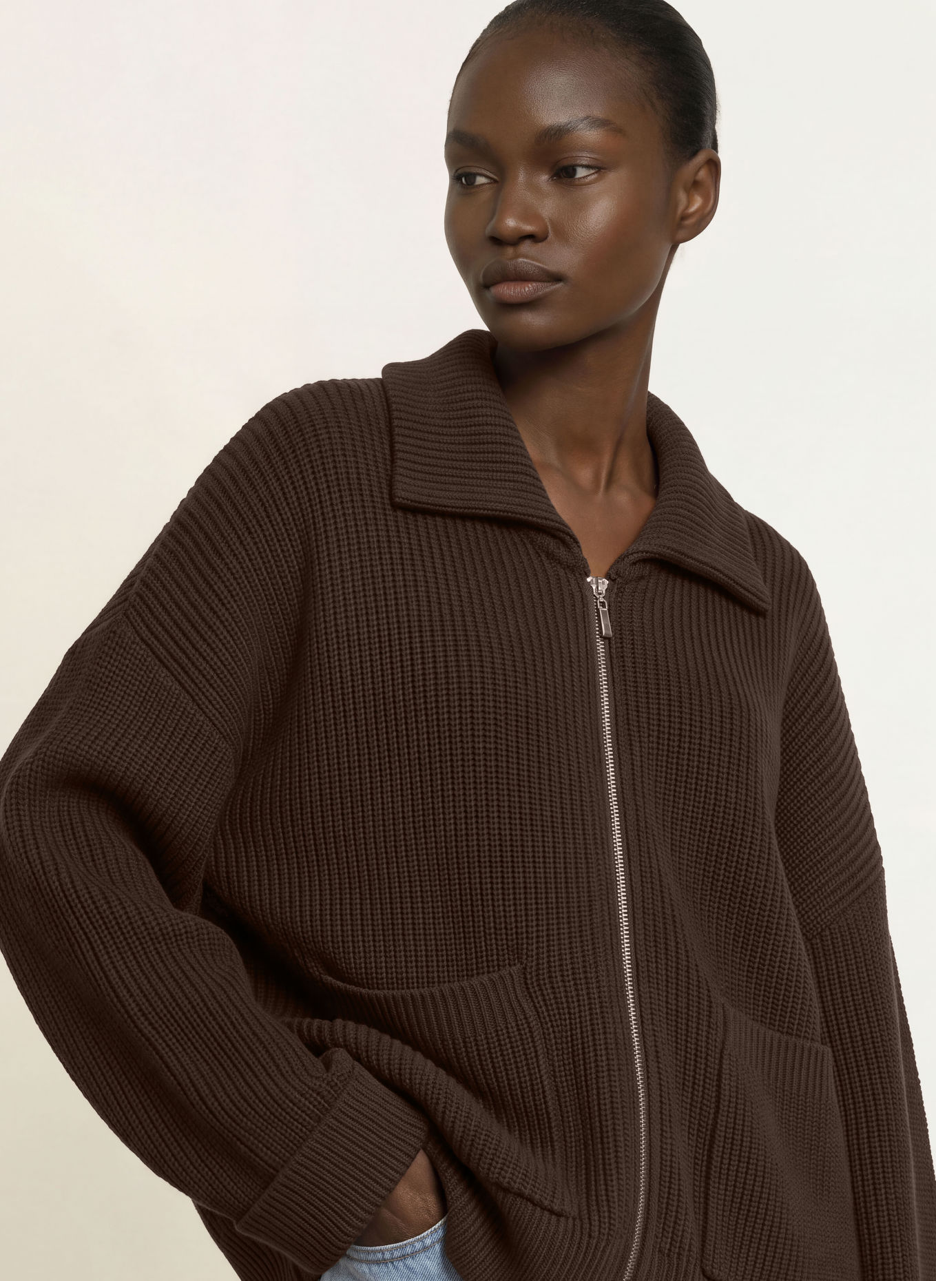 LEZU Oversized vest FELICE: MARRON FONCÉ / GOUD