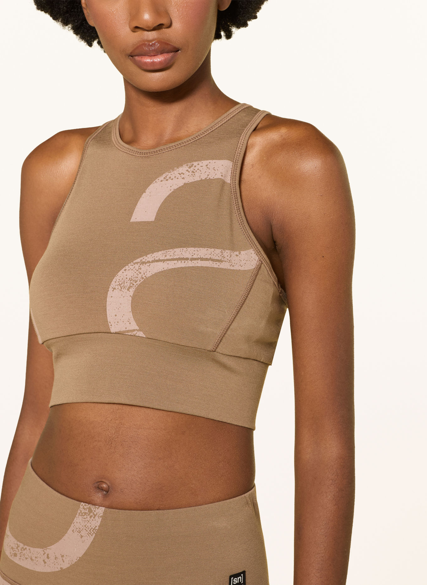 super.natural Cropped functionele CAPITAL LOGO met merinowol: CAMEL / ROSÉ
