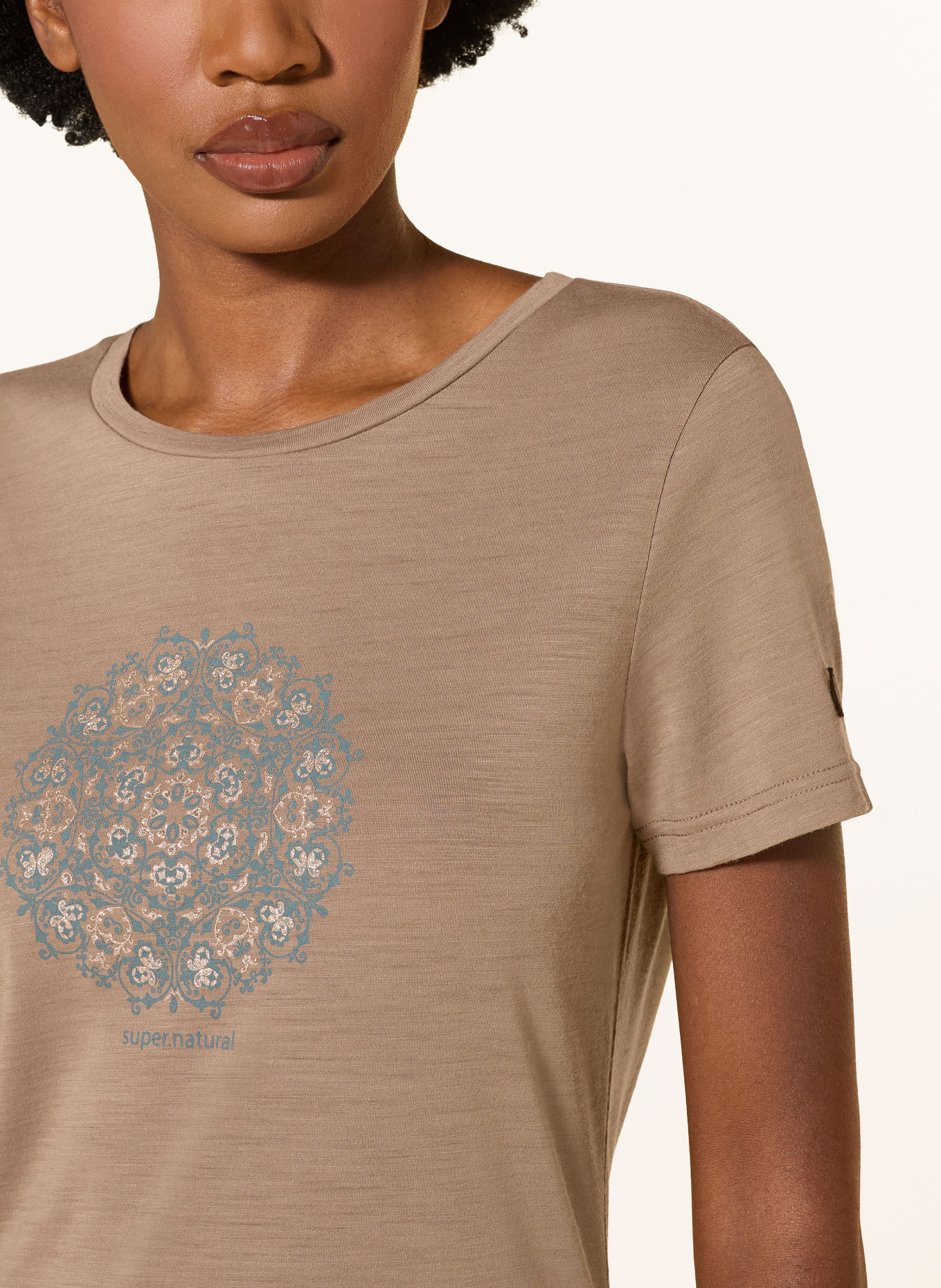 super.natural T-shirt ORNAMENT: LIGHT BROWN / GRAY