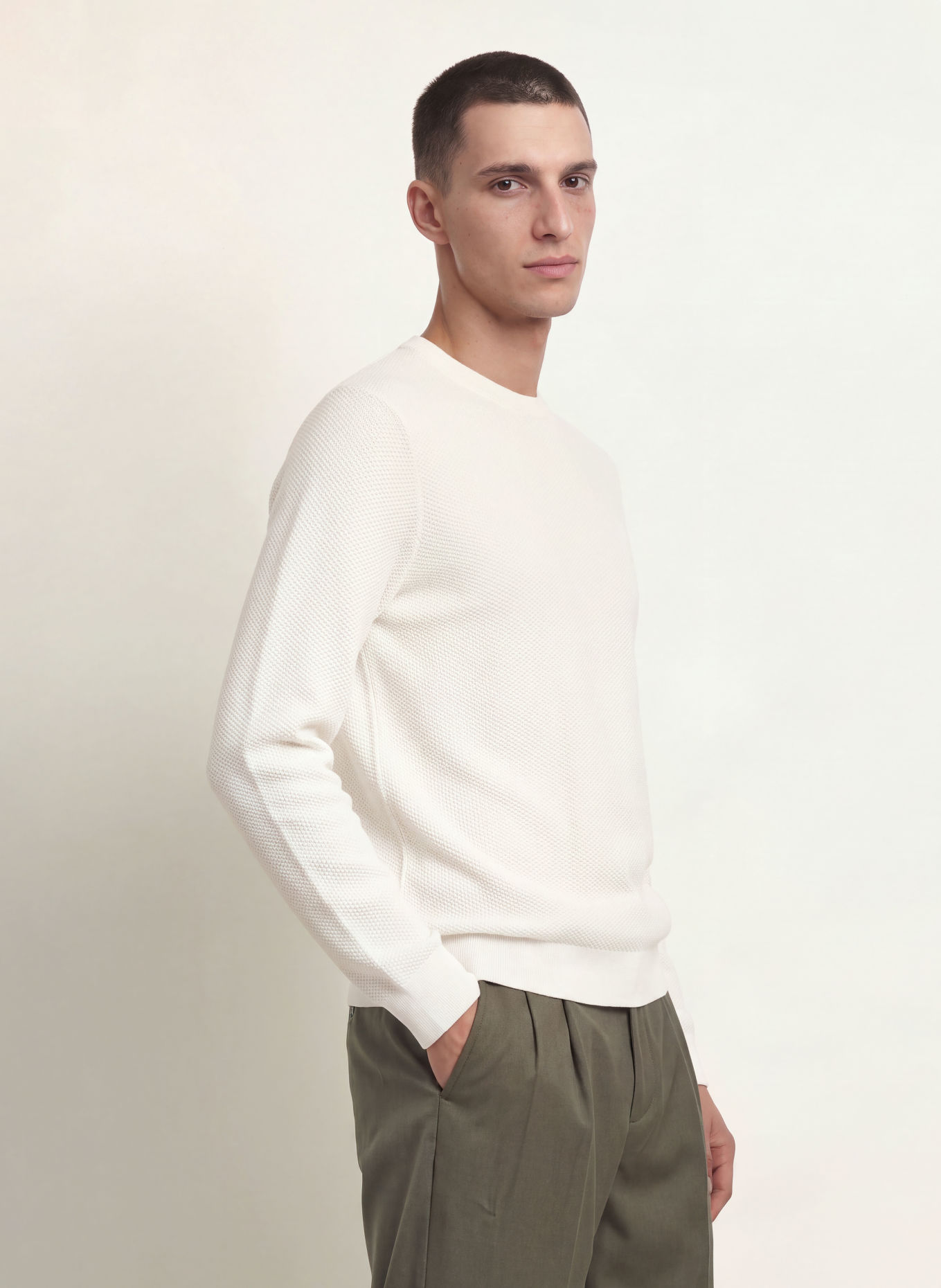 Calvin Klein Sweaters: CREAM