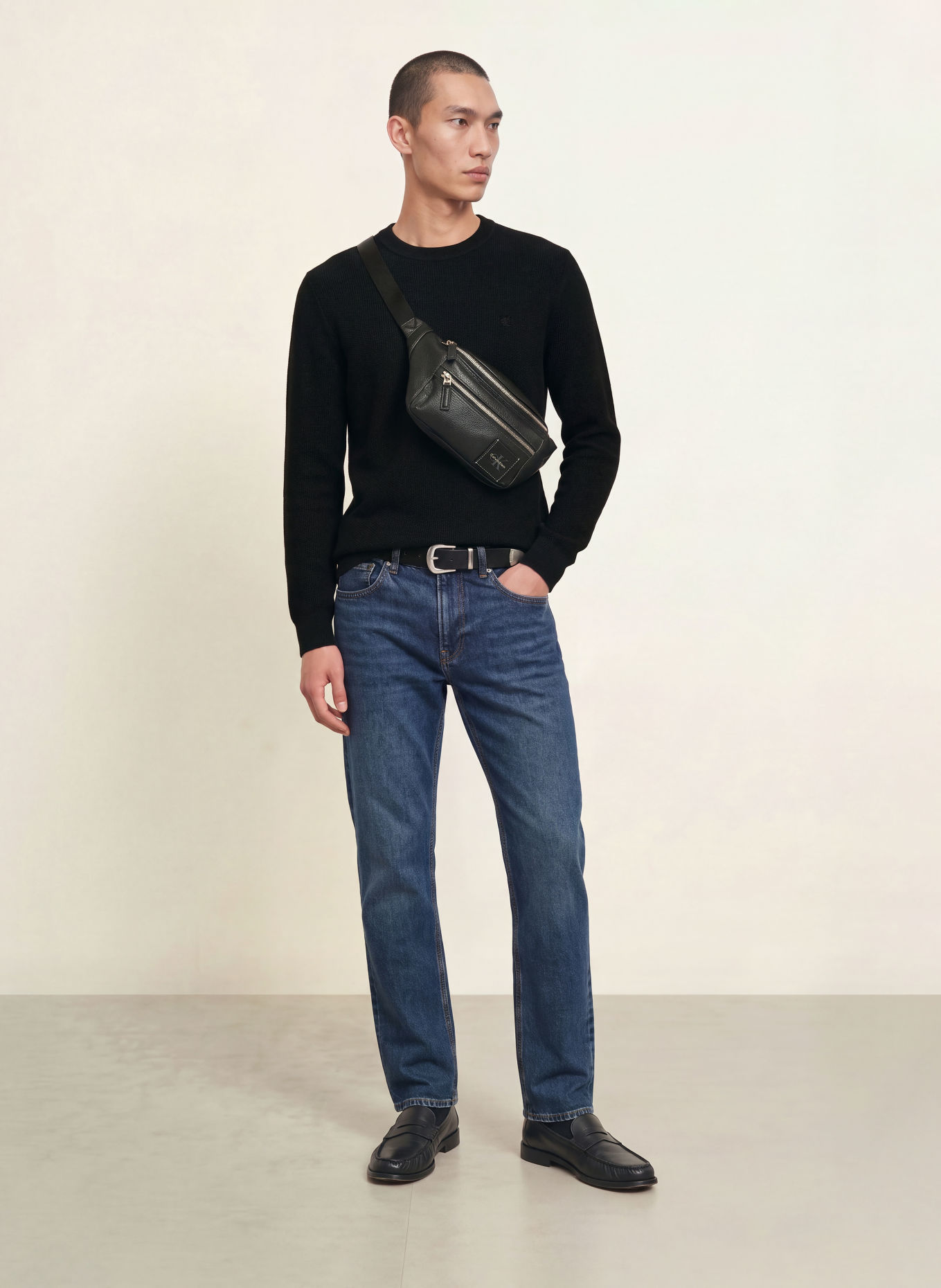 Calvin Klein Sweaters: BLACK