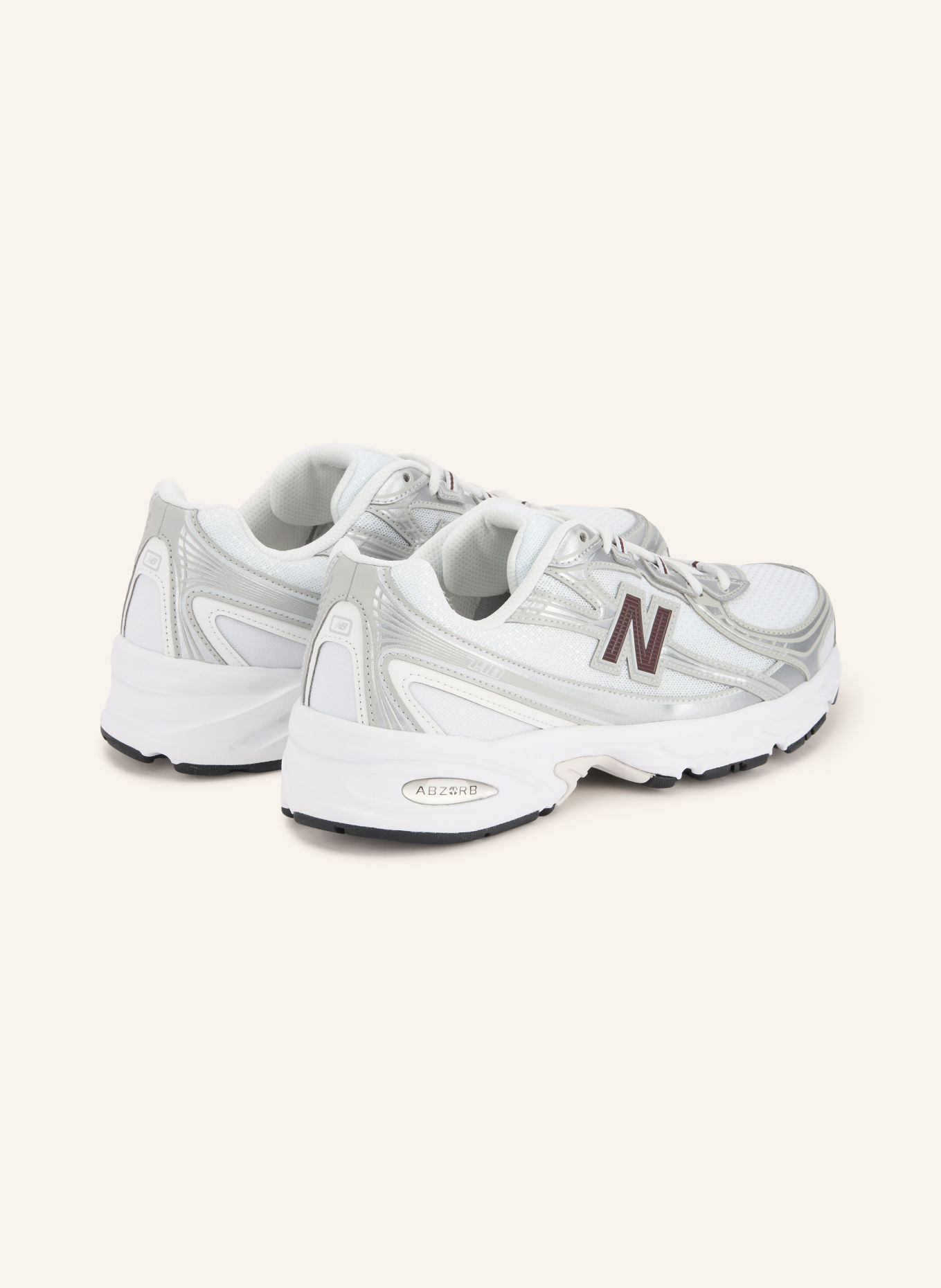 new balance Sneakers 740: WHITE / SILVER / LIGHT GRAY