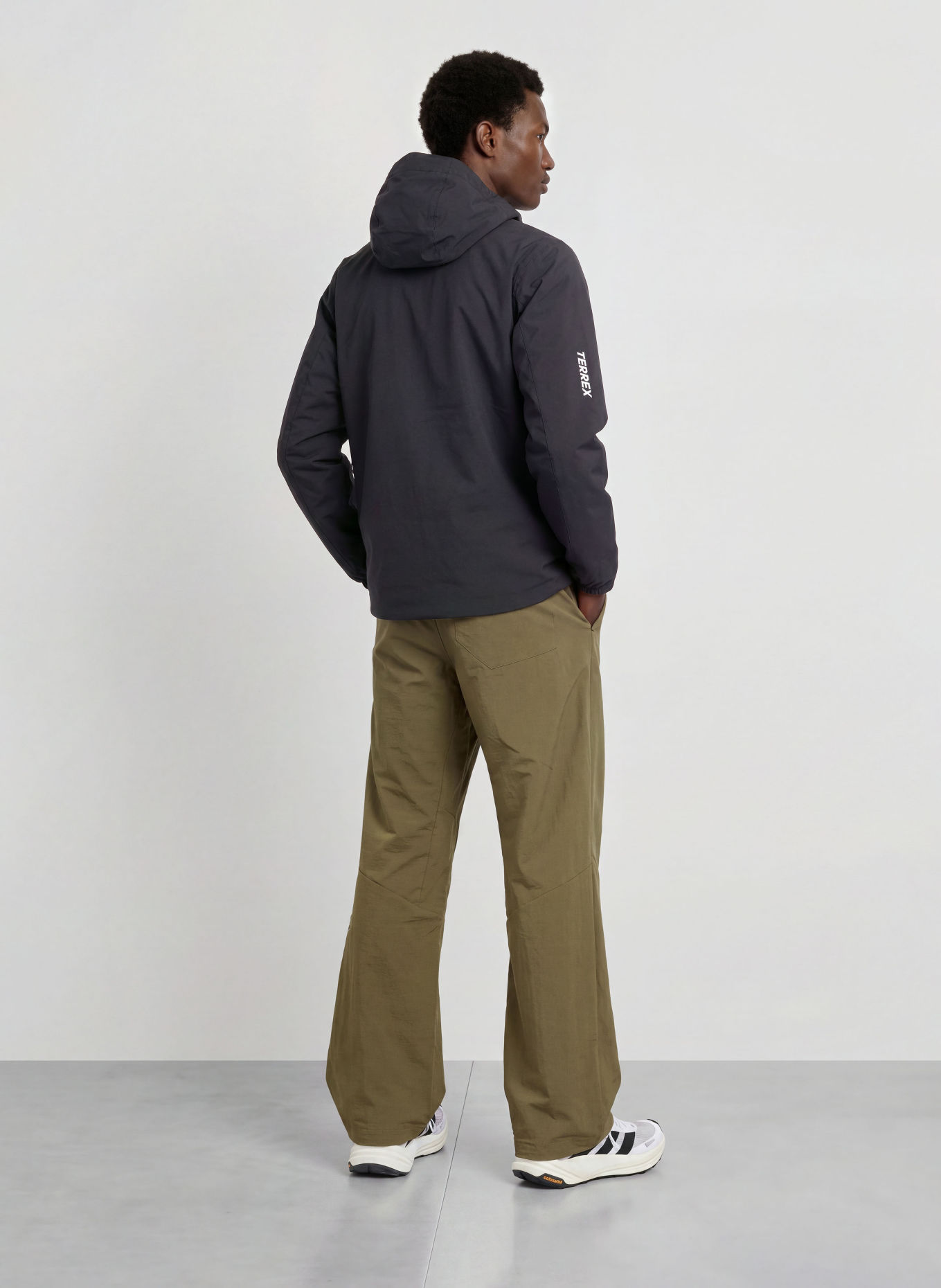 adidas TERREX MOUNTAIN ESSENTIAL Rain jacket: BLACK