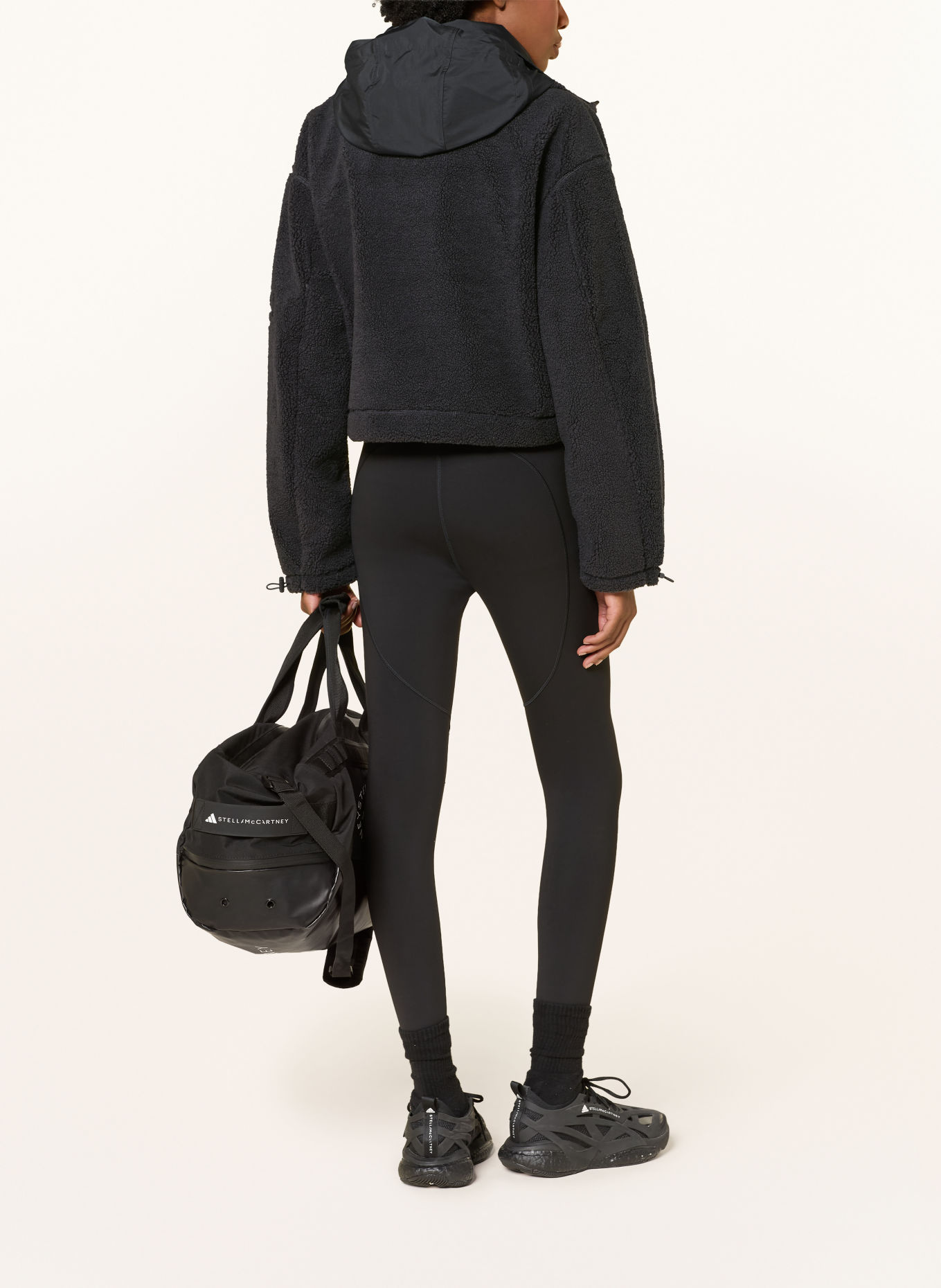 adidas by Stella McCartney Kurtka z polaru ADIDAS BY STELLA MCCARTNEY z odpinanym kapturem: CZARNY