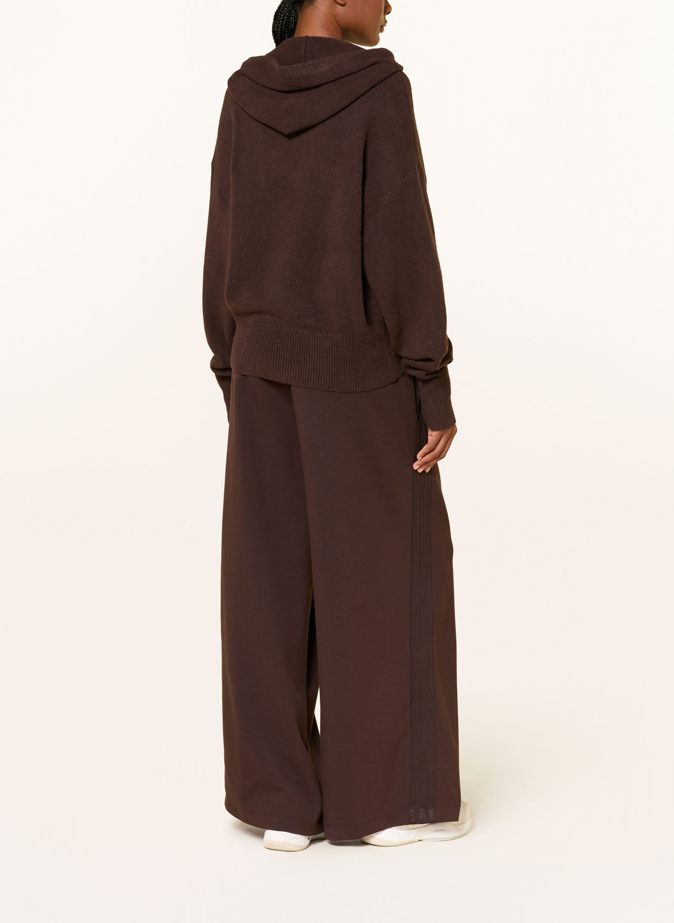 adidas Originals Hoodie ESSENTIELL: MARRON FONCÉ