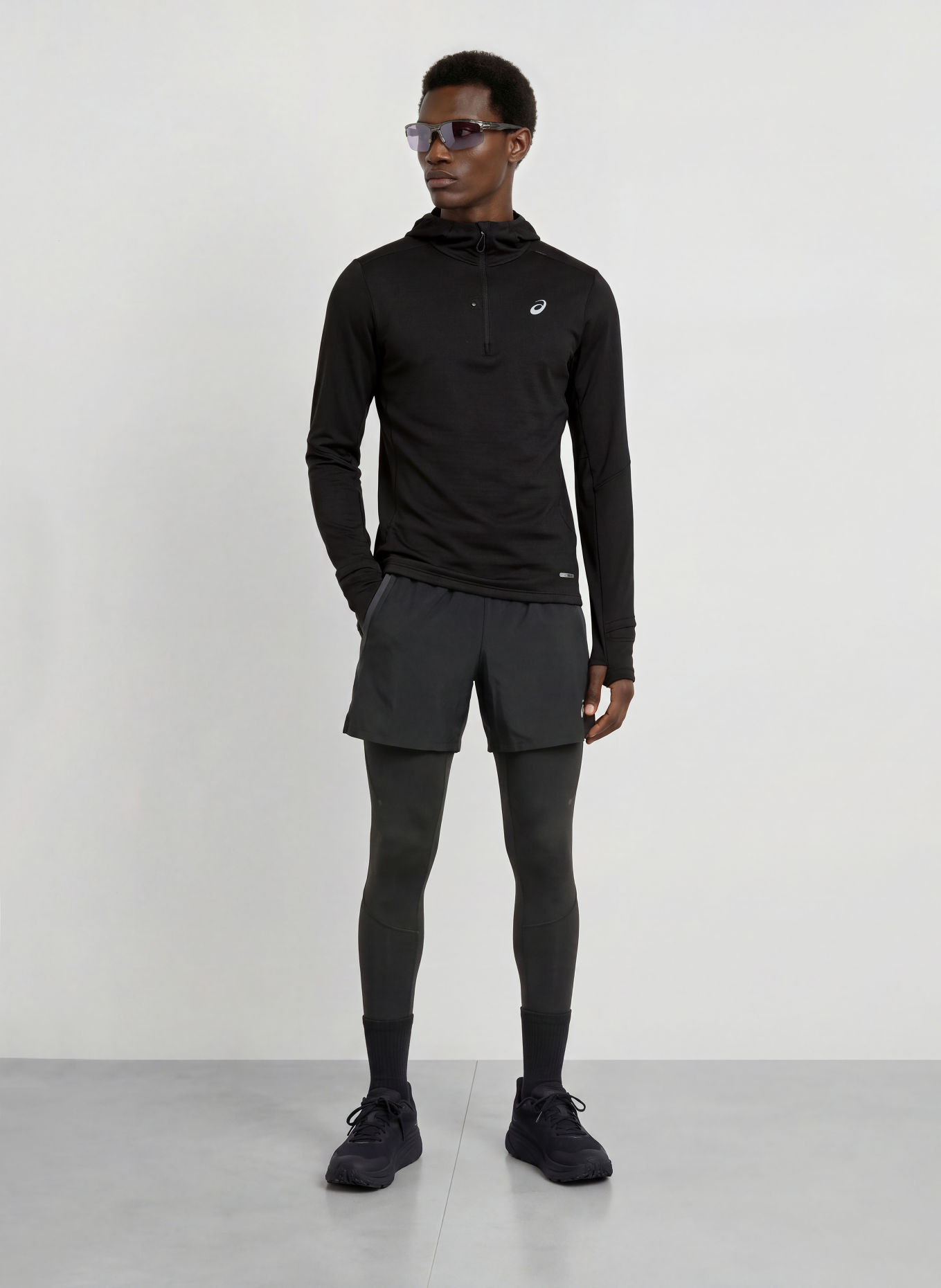 ASICS Funktionshoodie ROAD WINTER: SCHWARZ